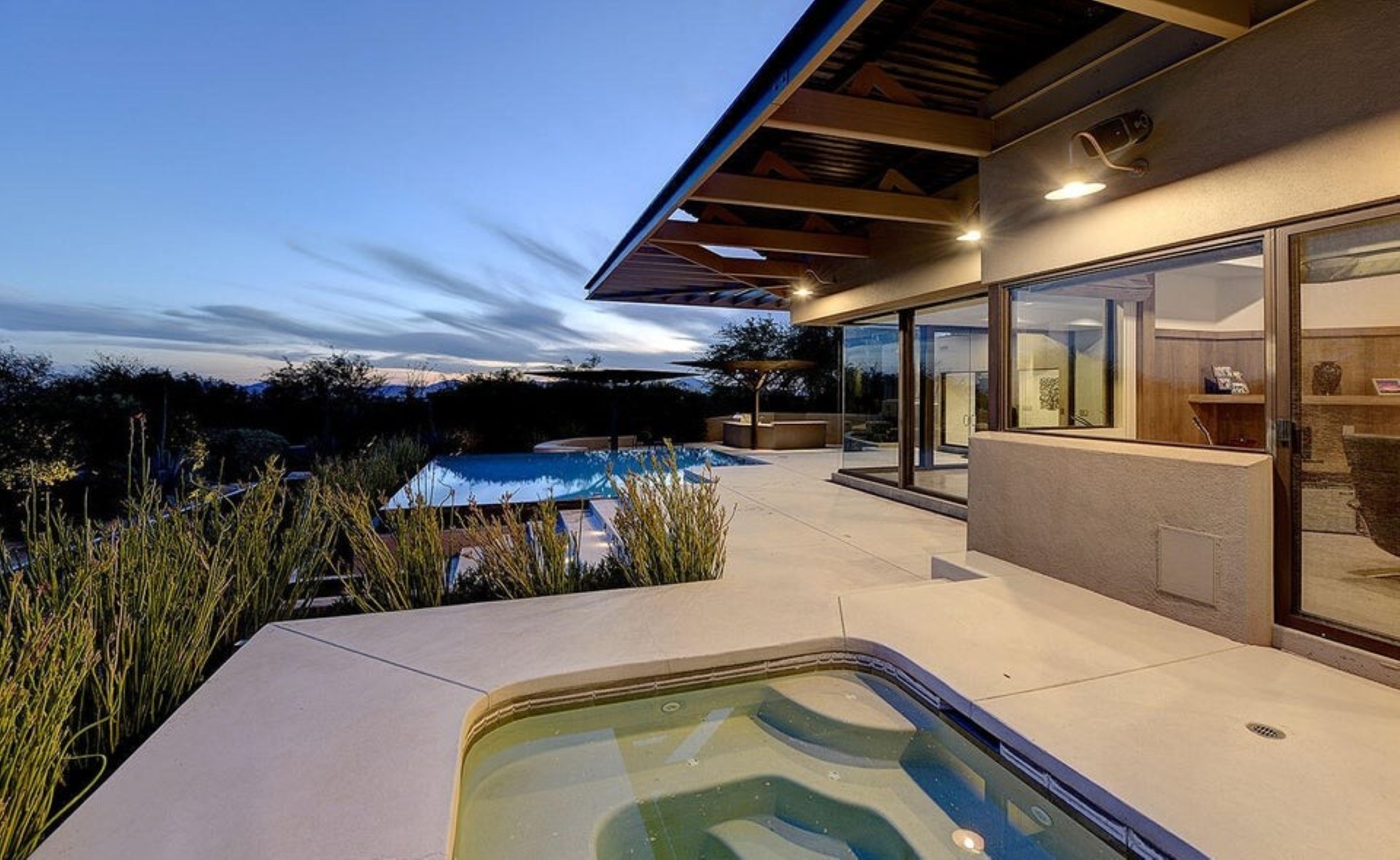  2004 E Desert Garden Drive, Tucson, AZ 85718 - 物件實景