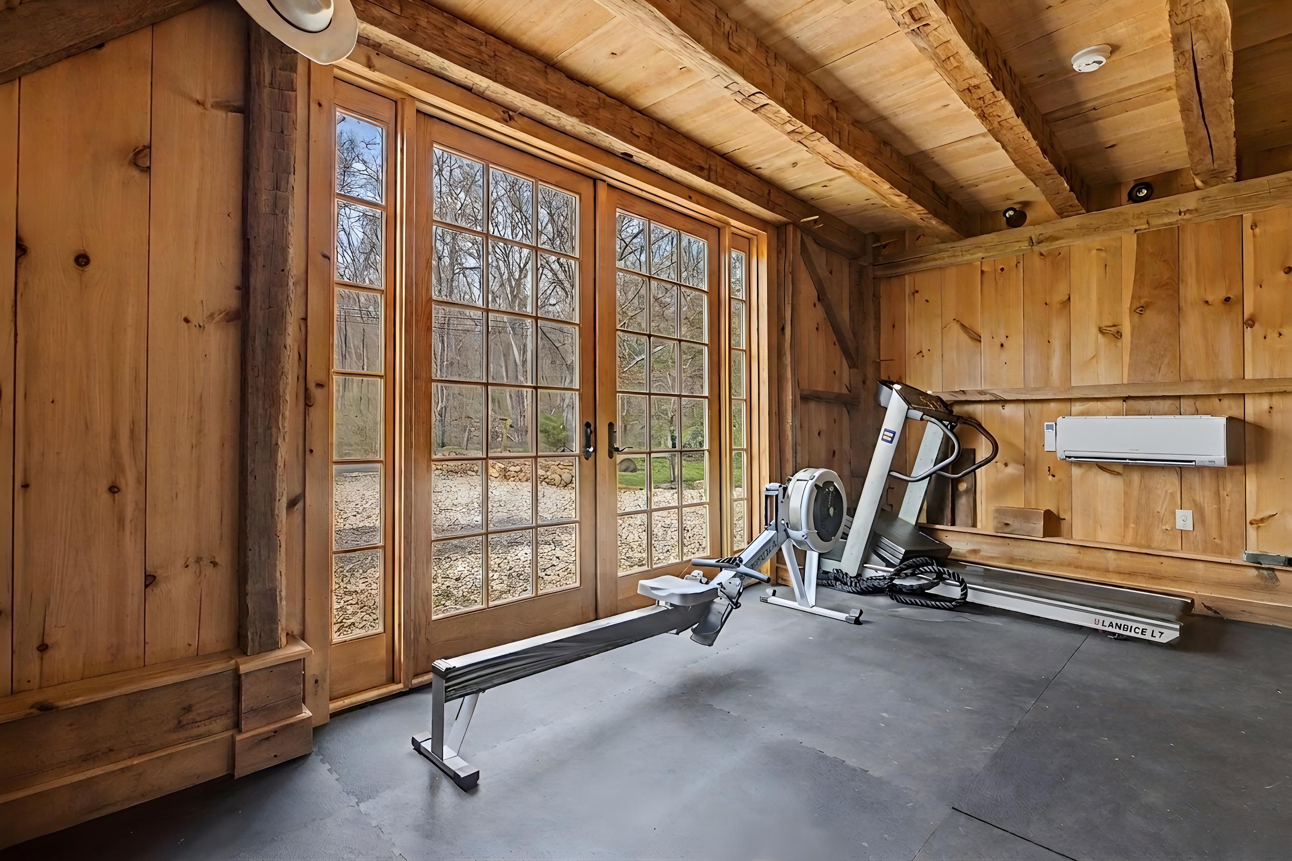  Exceptional Antique Estate Offers Two Distinct Properties on One Property - 物件實景