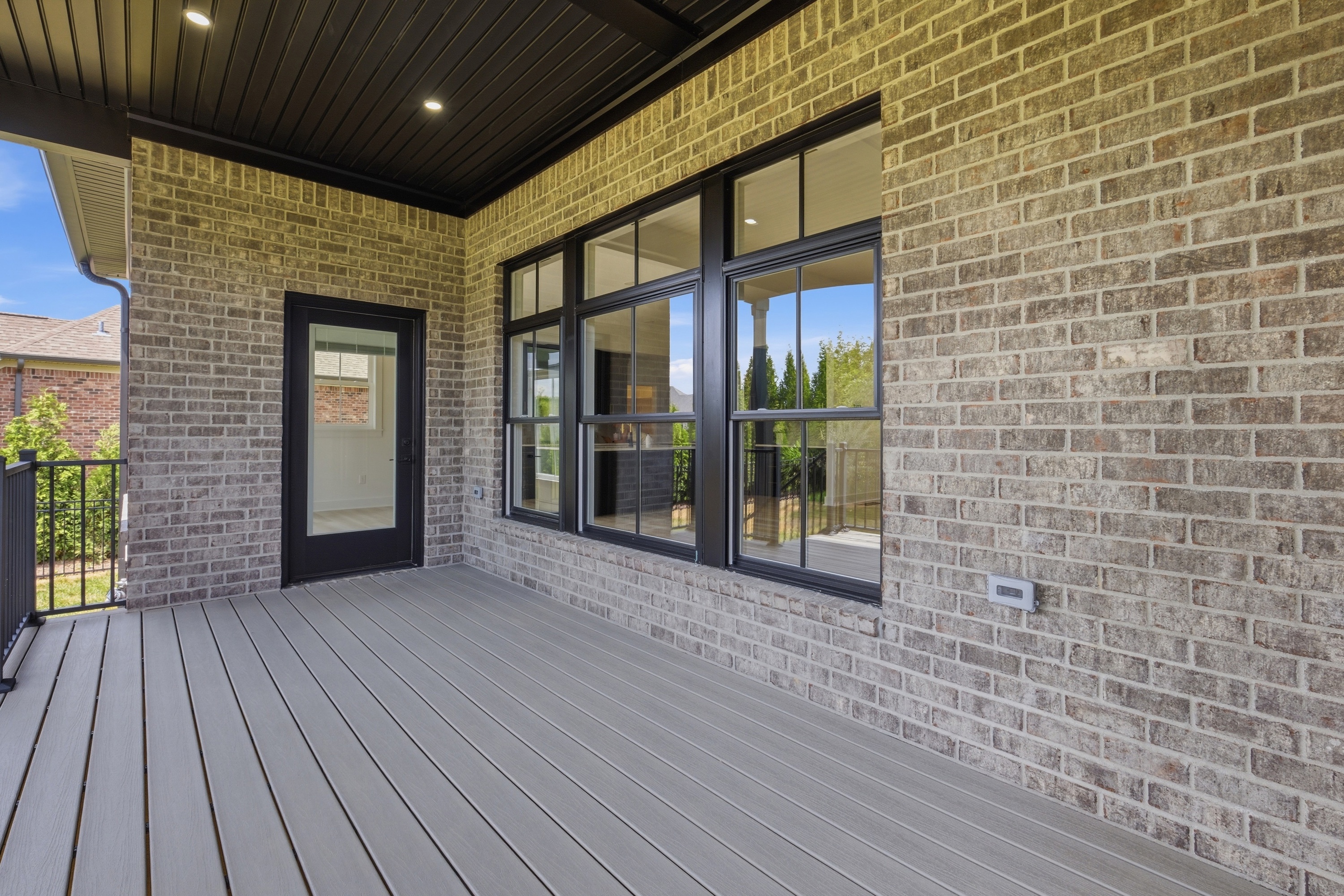  3212 Grand Lakes Drive, Louisville, KY 40299 - 物件實景