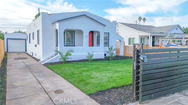 Los Angeles, California, 90002, United States, 3 Bedrooms Bedrooms, ,2 BathroomsBathrooms,Residential,For Sale,1986047