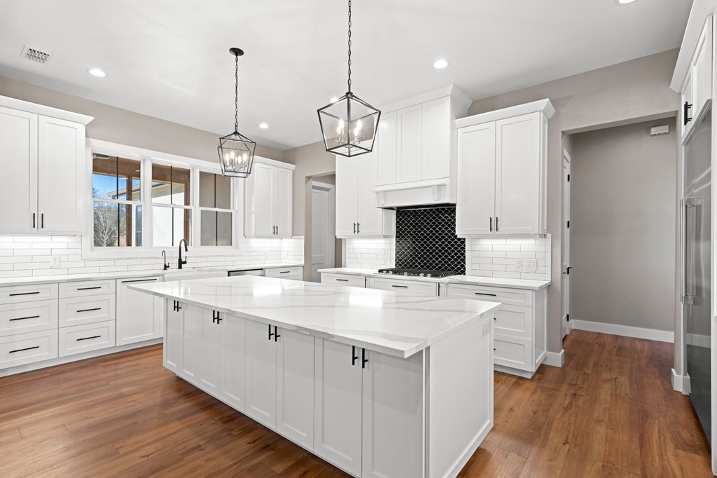 Kerrville, Texas, 78028, United States, 4 Bedrooms Bedrooms, ,3 BathroomsBathrooms,Residential,For Sale,1691989