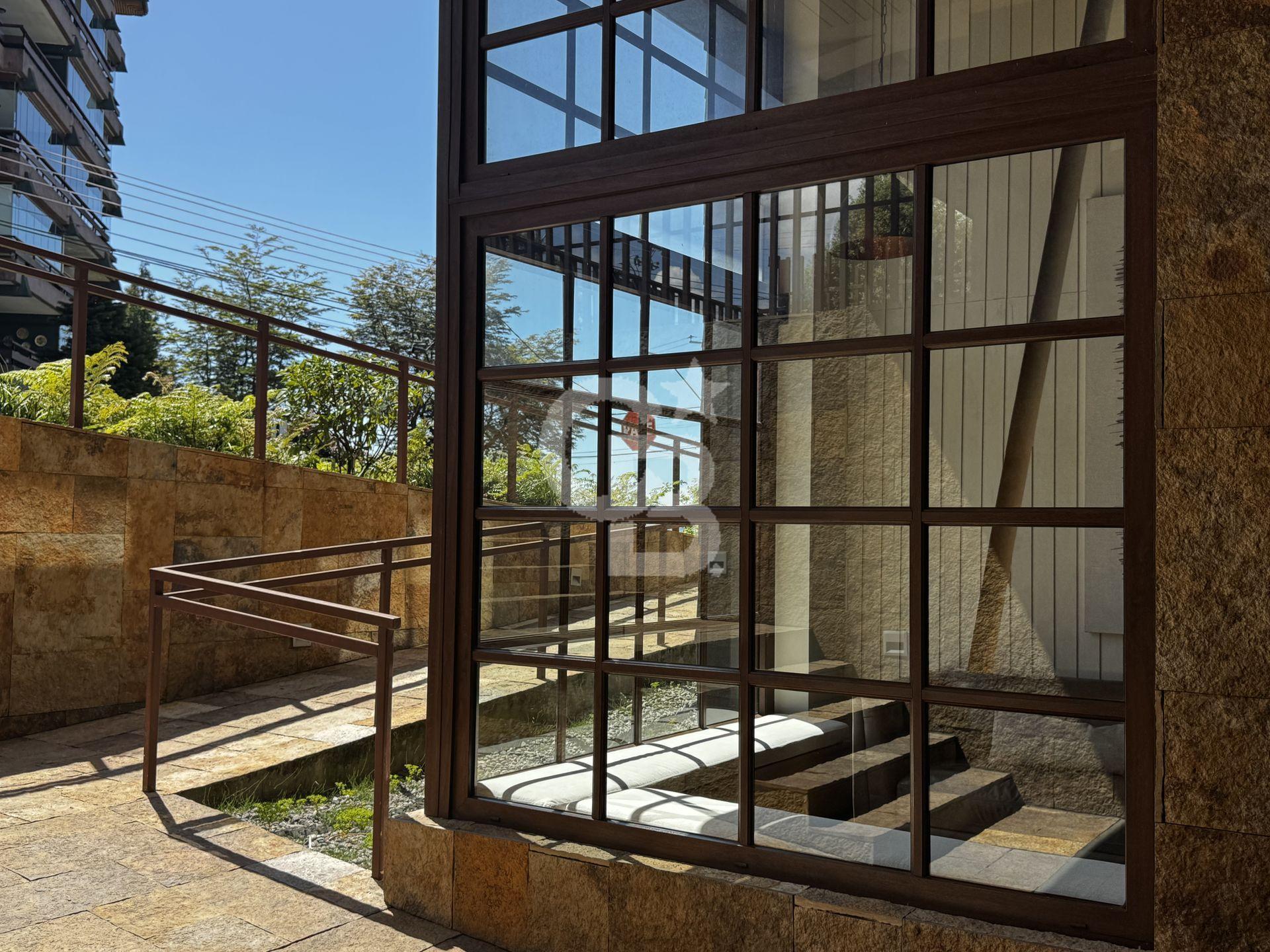 Puerto Varas, Chile, 2 Bedrooms Bedrooms, ,3 BathroomsBathrooms,Residential,For Sale,1984991