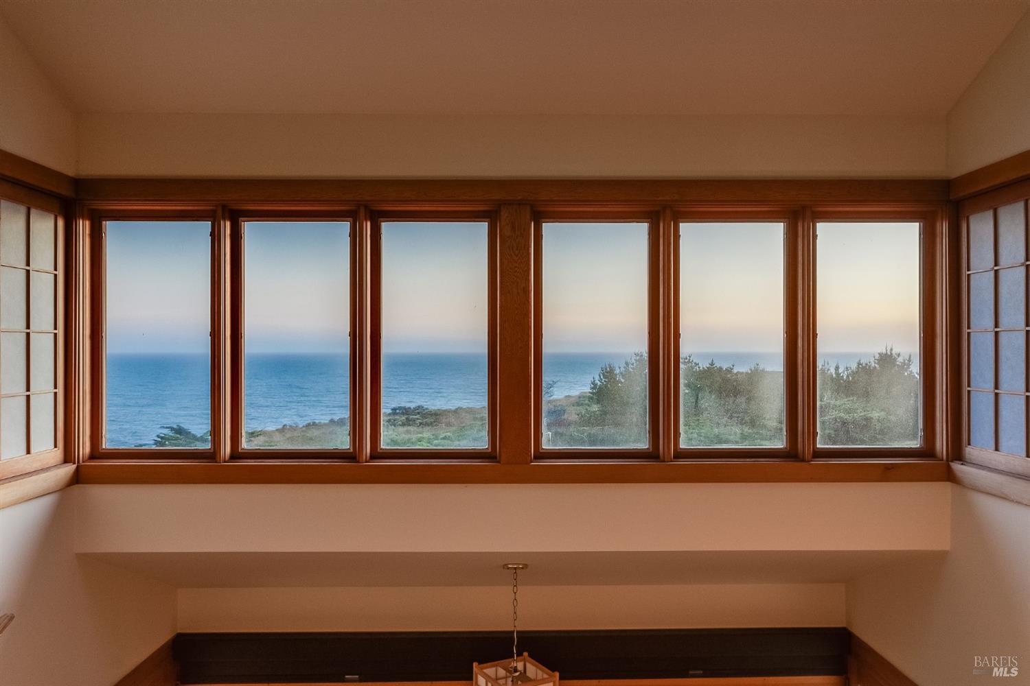 Bolinas, California, 94924, United States, 2 Bedrooms Bedrooms, ,3 BathroomsBathrooms,Residential,For Sale,1906337