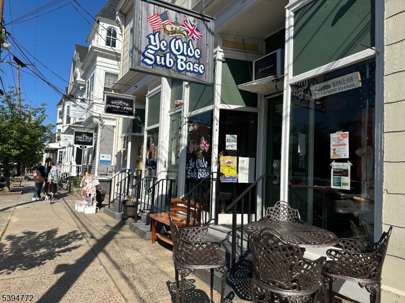 Clinton Town, New Jersey, 08809, United States, 3 Bedrooms Bedrooms, ,2 BathroomsBathrooms,Residential,For Sale,1989455