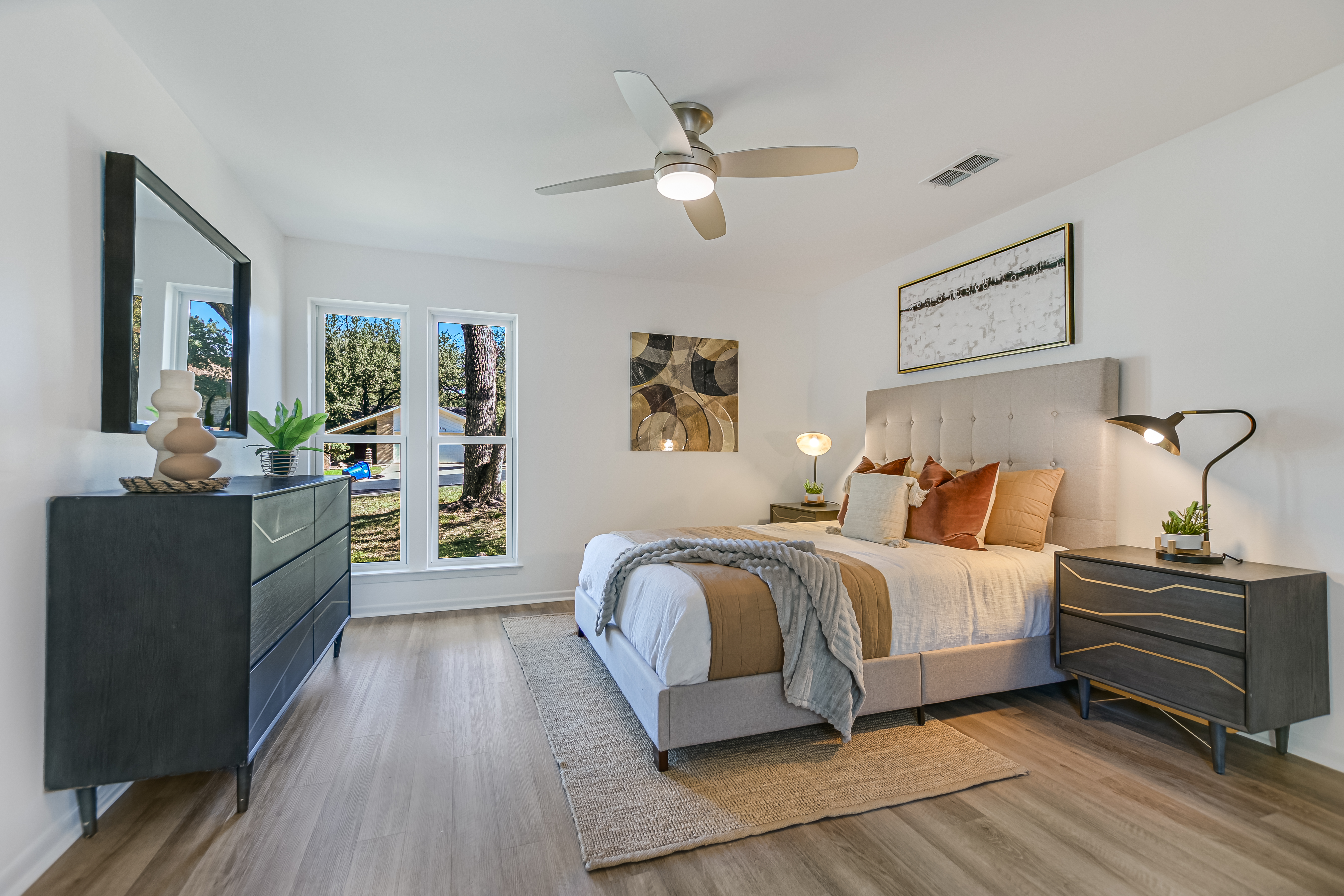  Desirable, Established Oak Forest Neighborhood of NW Austin - 物件實景
