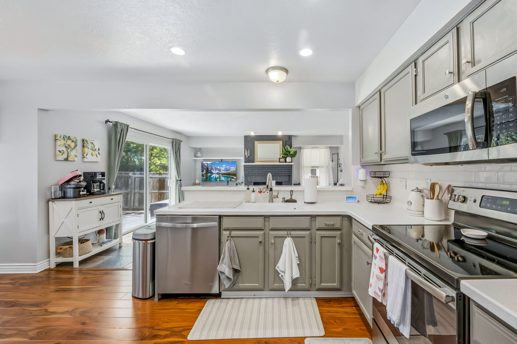  Beautiful home in the desirable Clarke Farms neighborhood - 物件實景