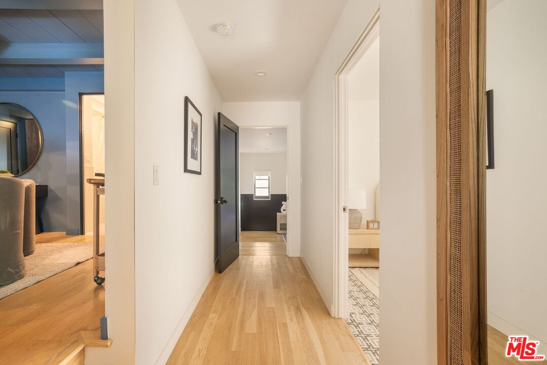 West Hollywood, California, 90048, United States, 3 Bedrooms Bedrooms, ,1 BathroomBathrooms,Residential,For Sale,1993483