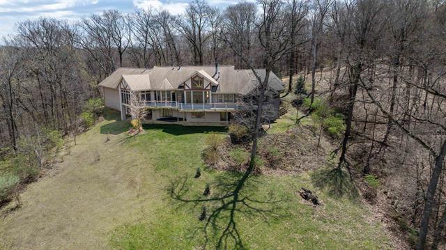 Hanover, Illinois, 61041, United States, 3 Bedrooms Bedrooms, ,4 BathroomsBathrooms,Residential,For Sale,1805094
