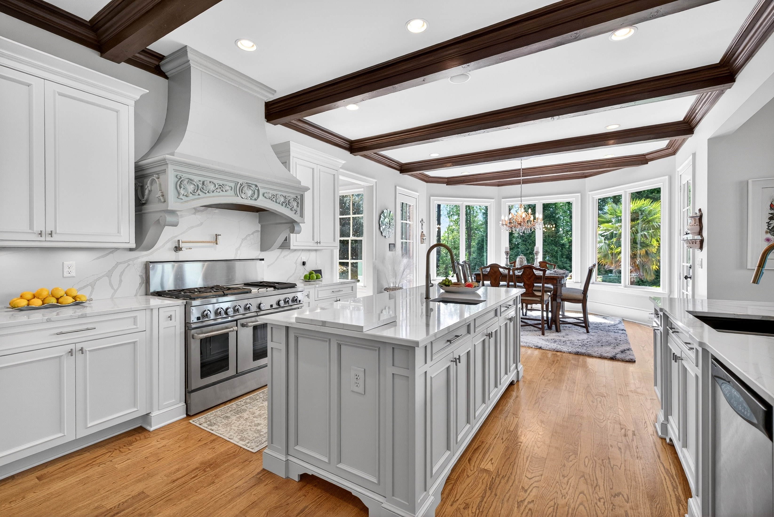  Luxury French Estate with Sweeping Golf Course Views - 物件實景