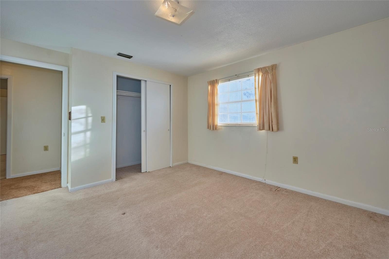 BARTOW, Florida, 33830, United States, 3 Bedrooms Bedrooms, ,2 BathroomsBathrooms,Residential,For Sale,1915491