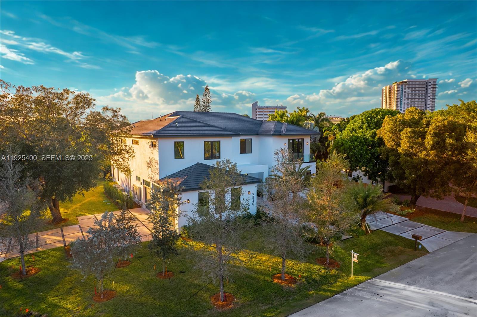 Pinecrest, Florida, 33156, United States, 6 Bedrooms Bedrooms, ,8 BathroomsBathrooms,Residential,For Sale,2003369