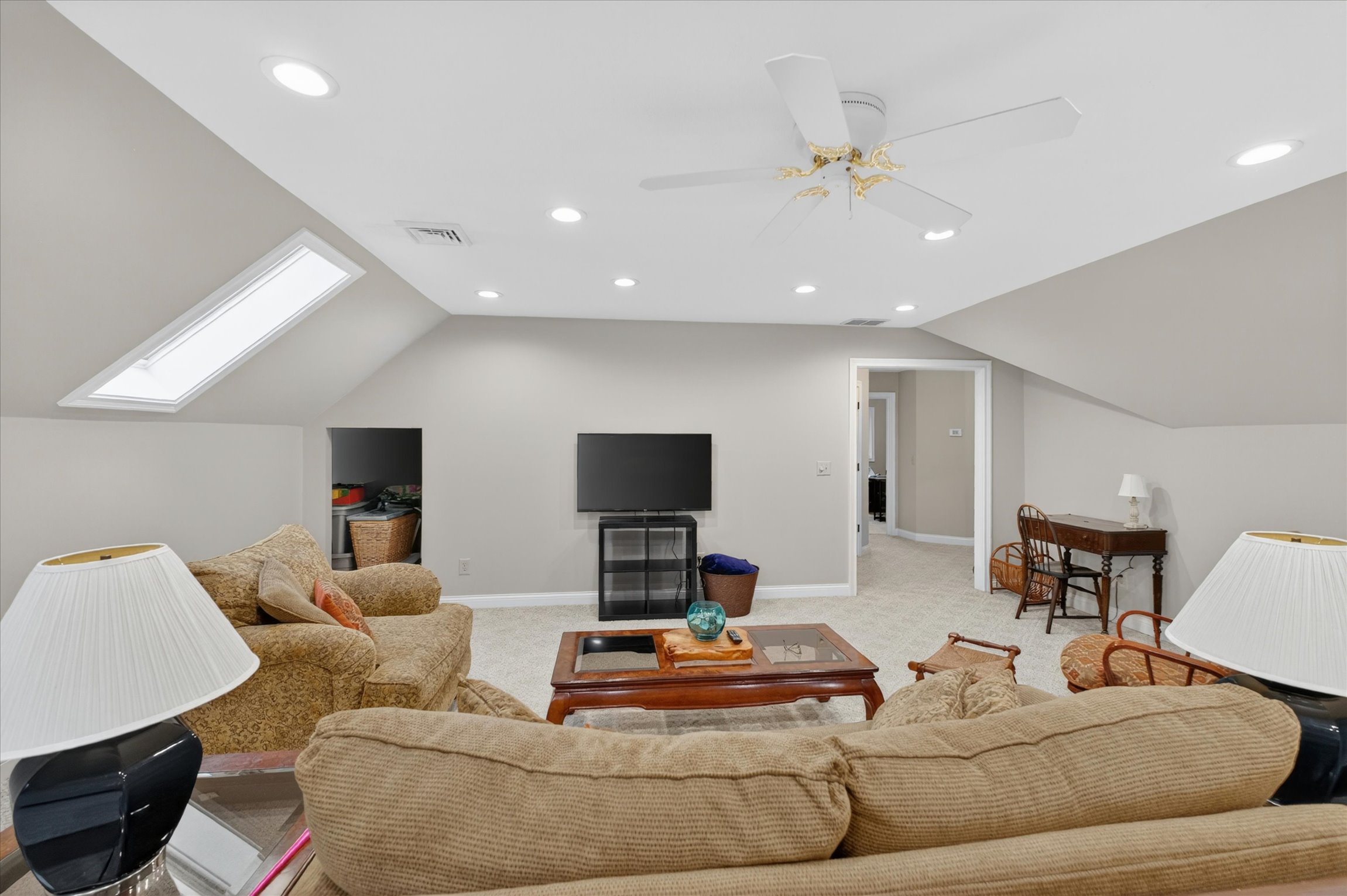  Updated Home on 2.85 Private Acres in Cicero - 物件實景