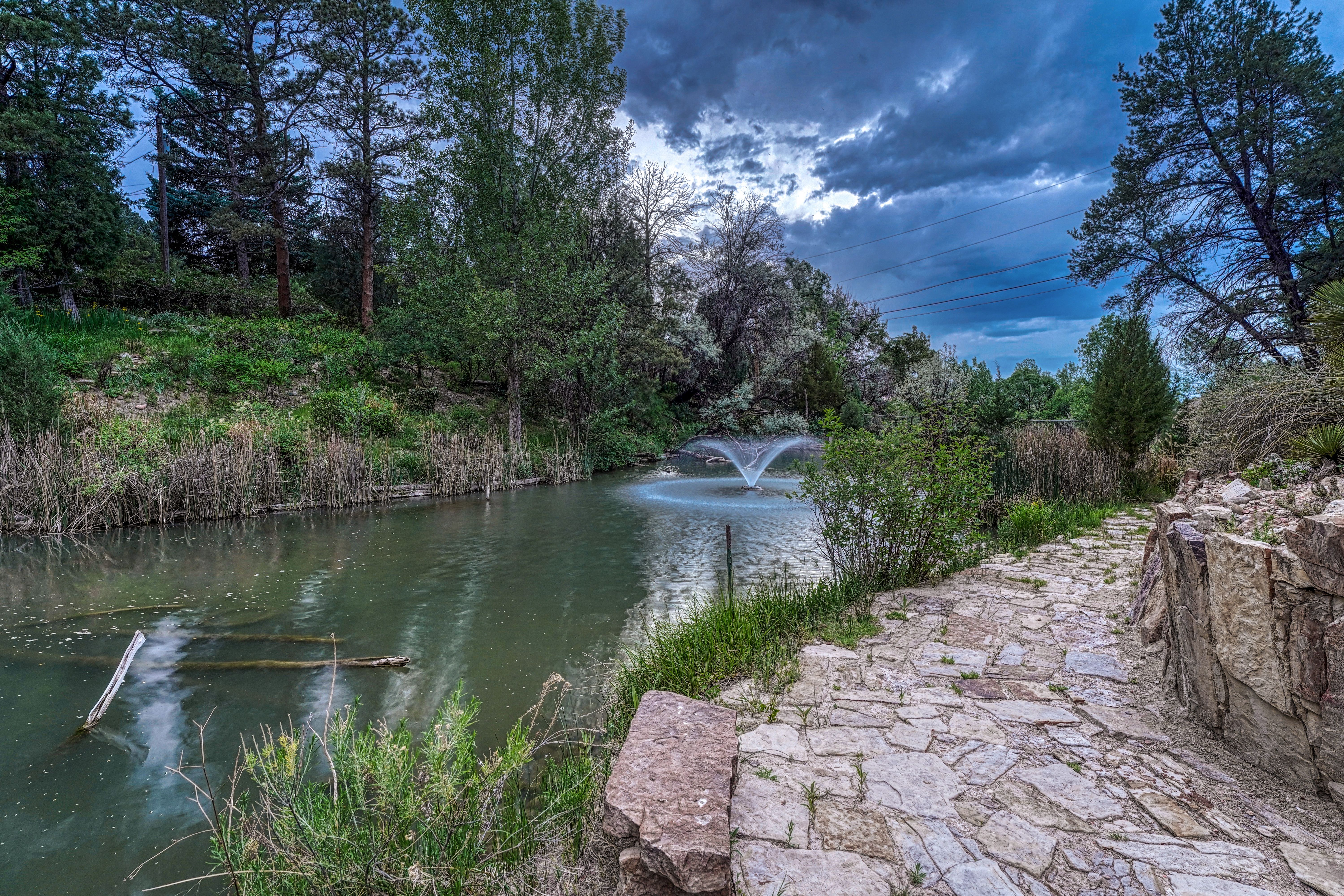  Introducing the Harold Florman House, a Rare and Authentic 1939 Pueblo Revival - 物件實景