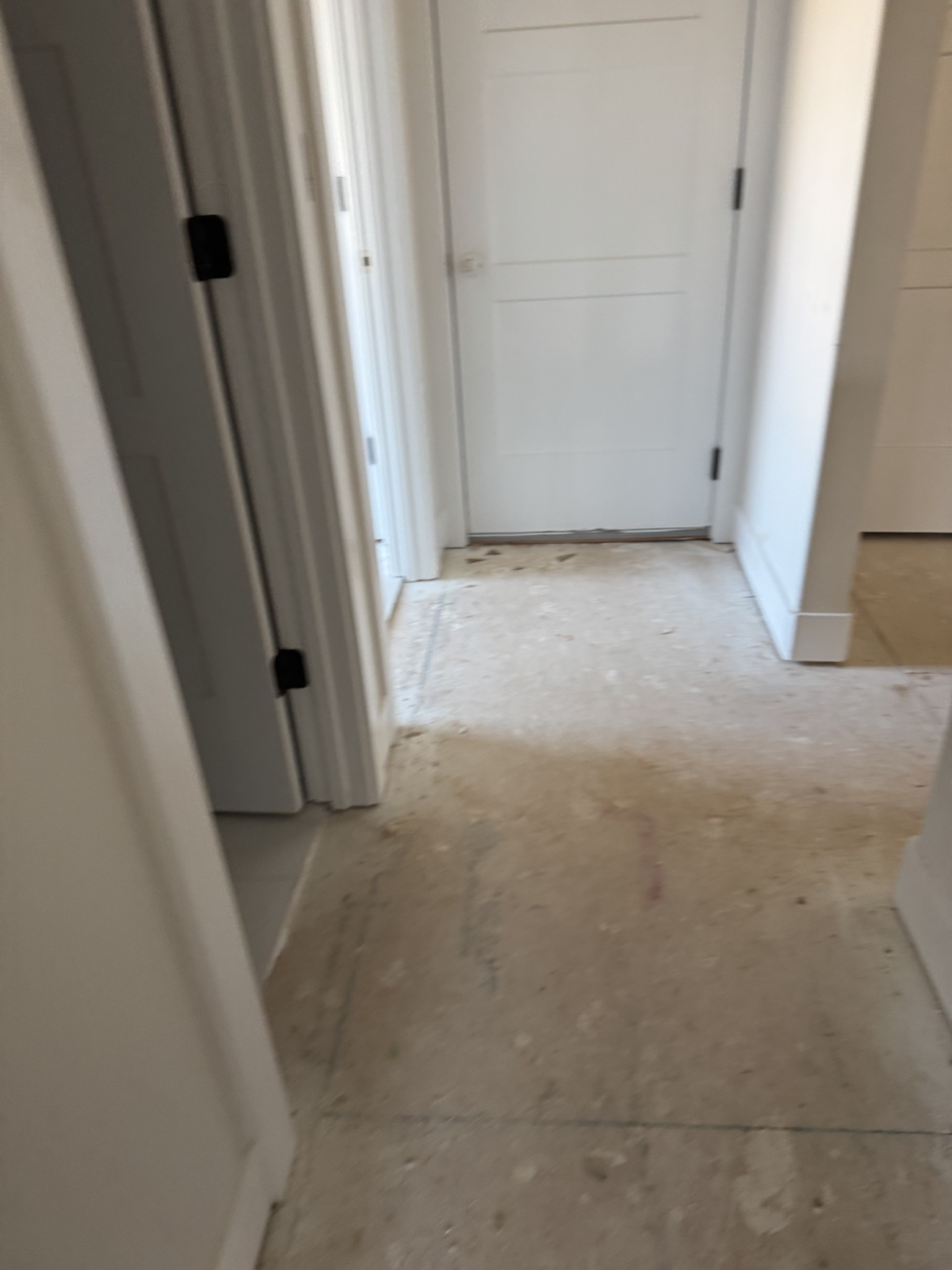 Clarksville, Tennessee, 37042, United States, 3 Bedrooms Bedrooms, ,4 BathroomsBathrooms,Residential,For Sale,2006024