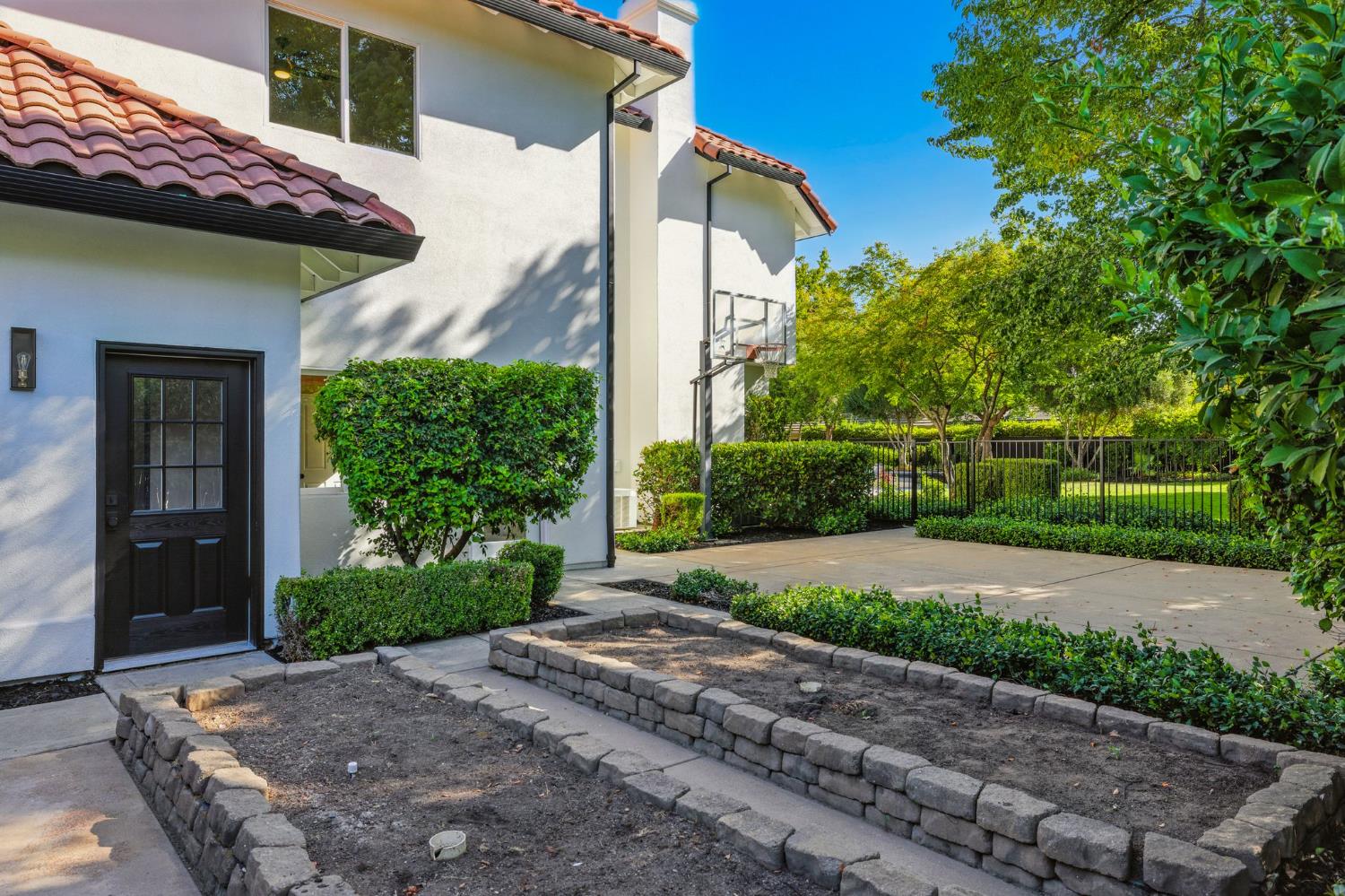 Granite Bay, California, 95746, United States, 5 Bedrooms Bedrooms, ,4 BathroomsBathrooms,Residential,For Sale,1941914