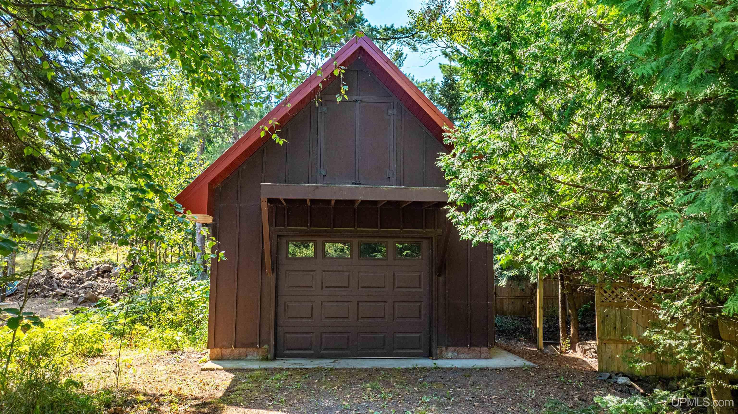 Copper Harbor, Michigan, 49918, United States, 3 Bedrooms Bedrooms, ,3 BathroomsBathrooms,Residential,For Sale,1924307