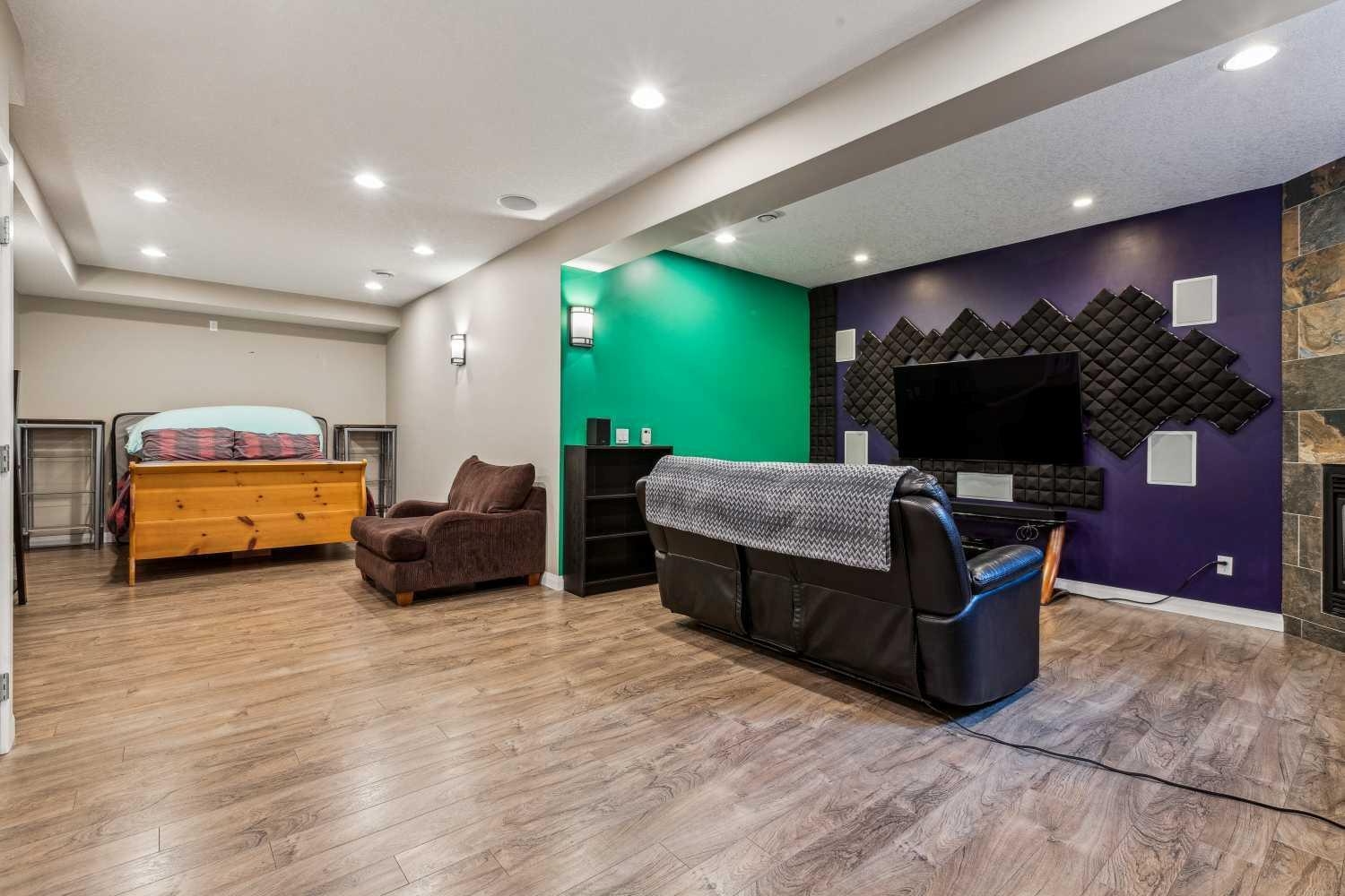 OKOTOKS, Alberta, T1S 0K1, CA, 4 Bedrooms Bedrooms, ,3 BathroomsBathrooms,Residential,For Sale,1948966