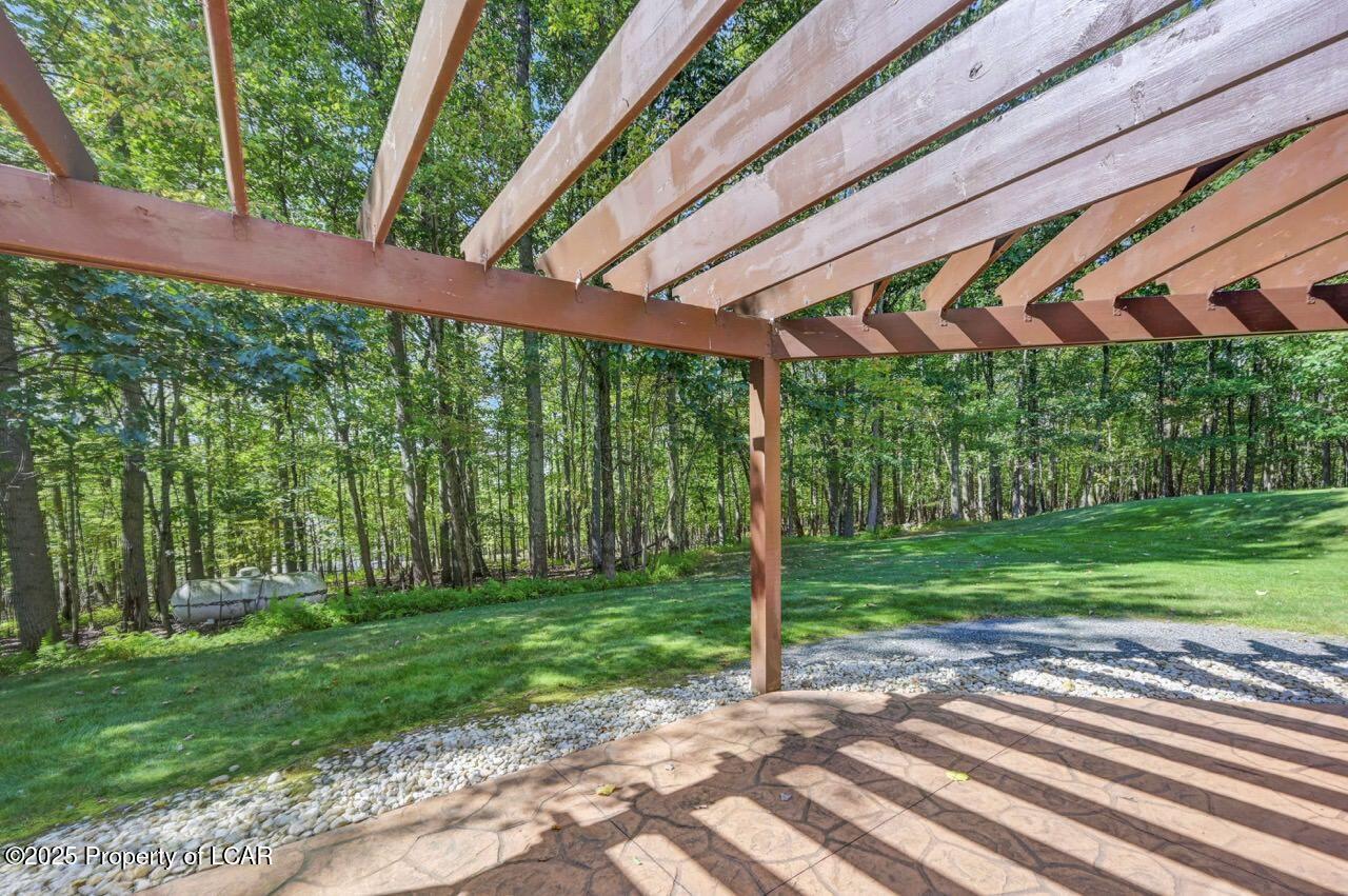 Mountain Top, Pennsylvania, 18707, United States, 4 Bedrooms Bedrooms, ,5 BathroomsBathrooms,Residential,For Sale,1944925