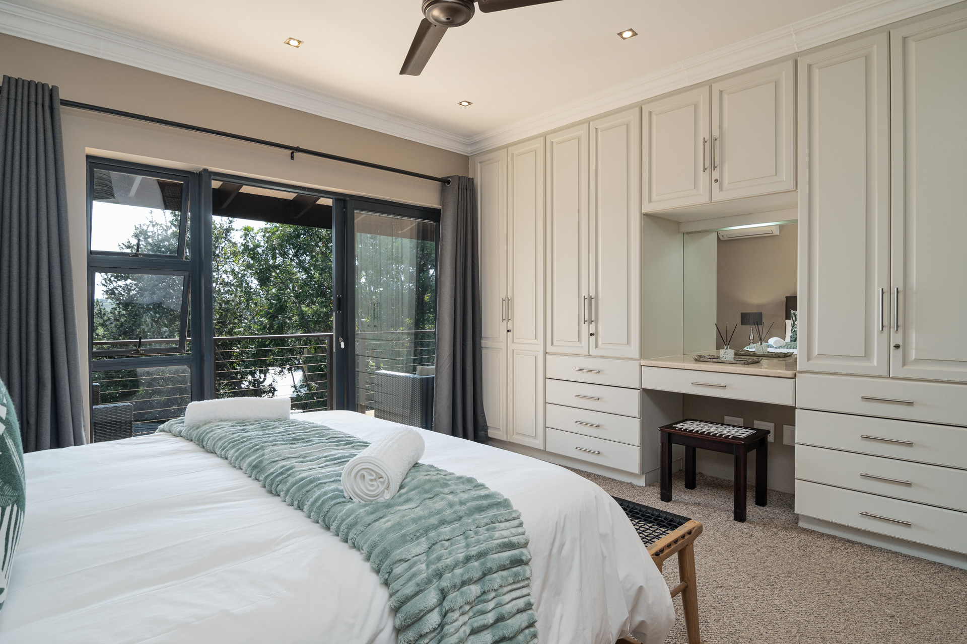  Private Bush Lodge-Inspired Estate Residence on 2,344m² in Simbithi Eco Estate - 物件實景