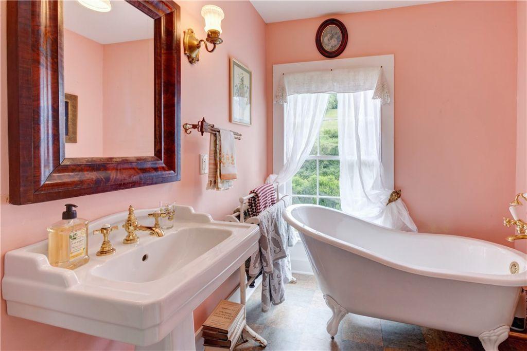 Bovina Center, New York, 13740, United States, 4 Bedrooms Bedrooms, ,2 BathroomsBathrooms,Residential,For Sale,1827765