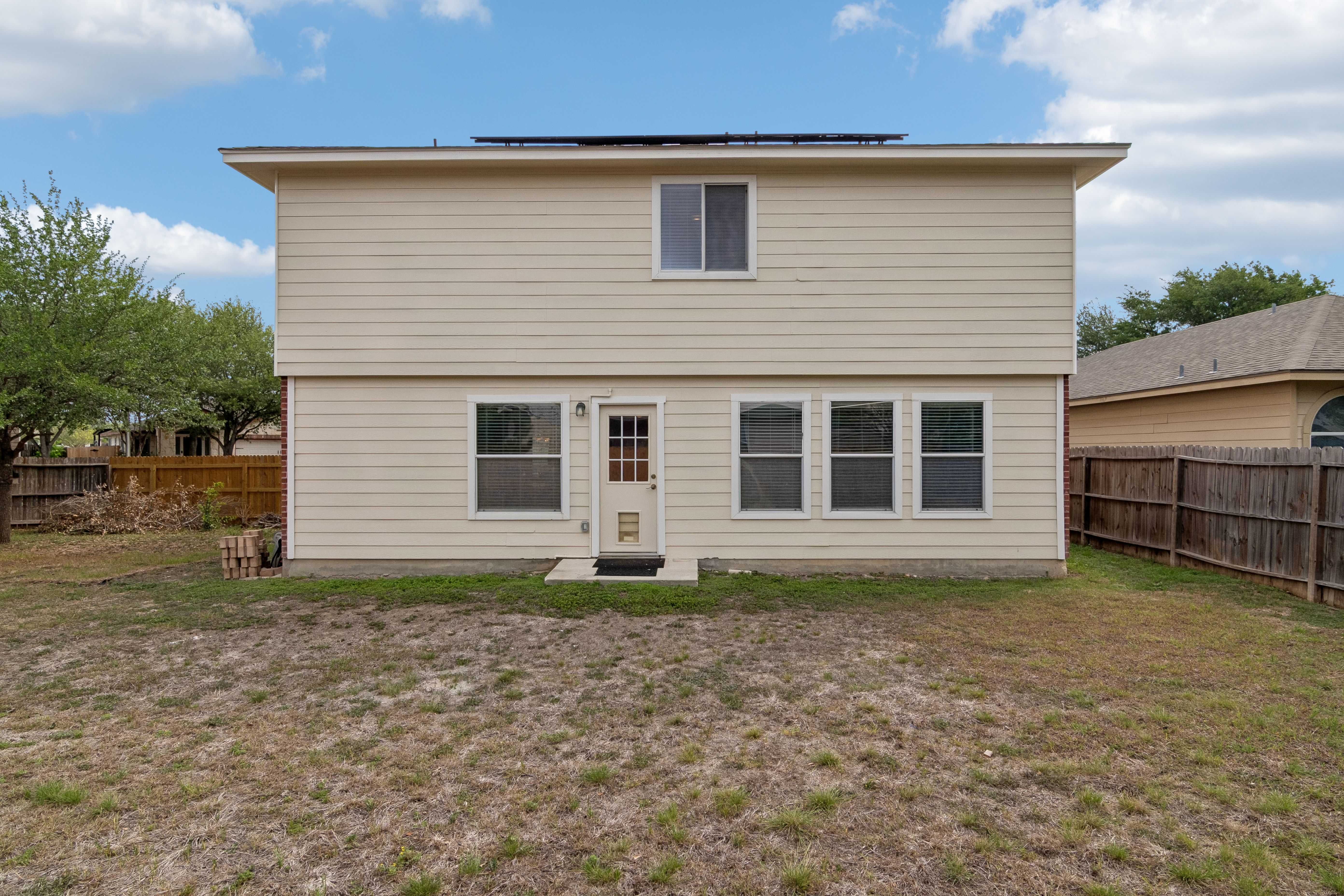  Designed for Living-Built for Comfort - 物件實景