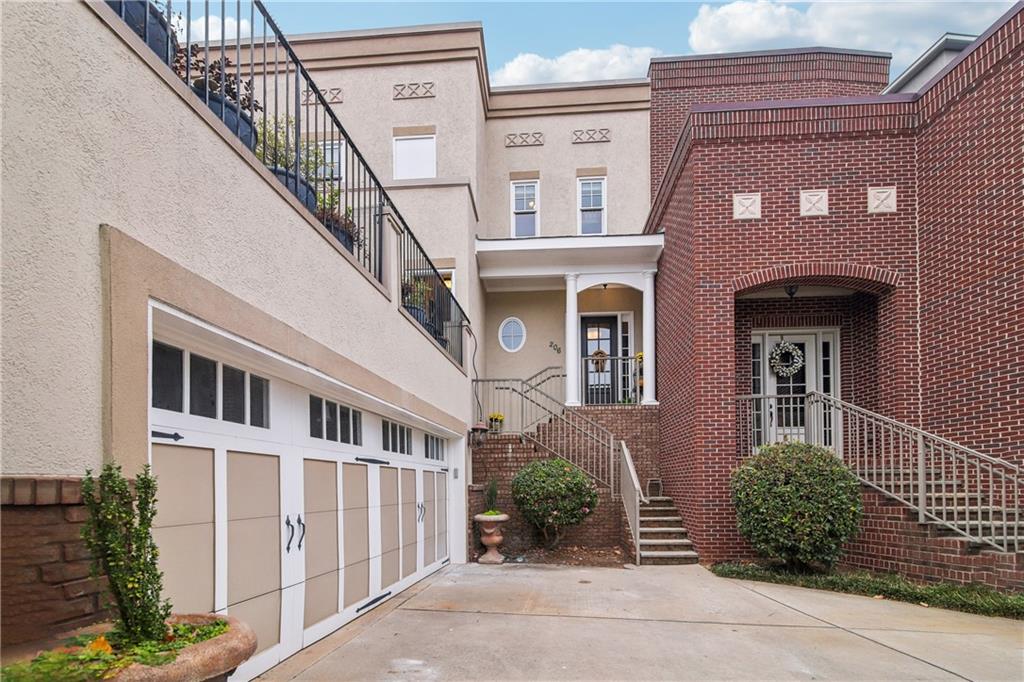 Suwanee, Georgia, 30024, United States, 3 Bedrooms Bedrooms, ,3 BathroomsBathrooms,Residential,For Sale,1879501