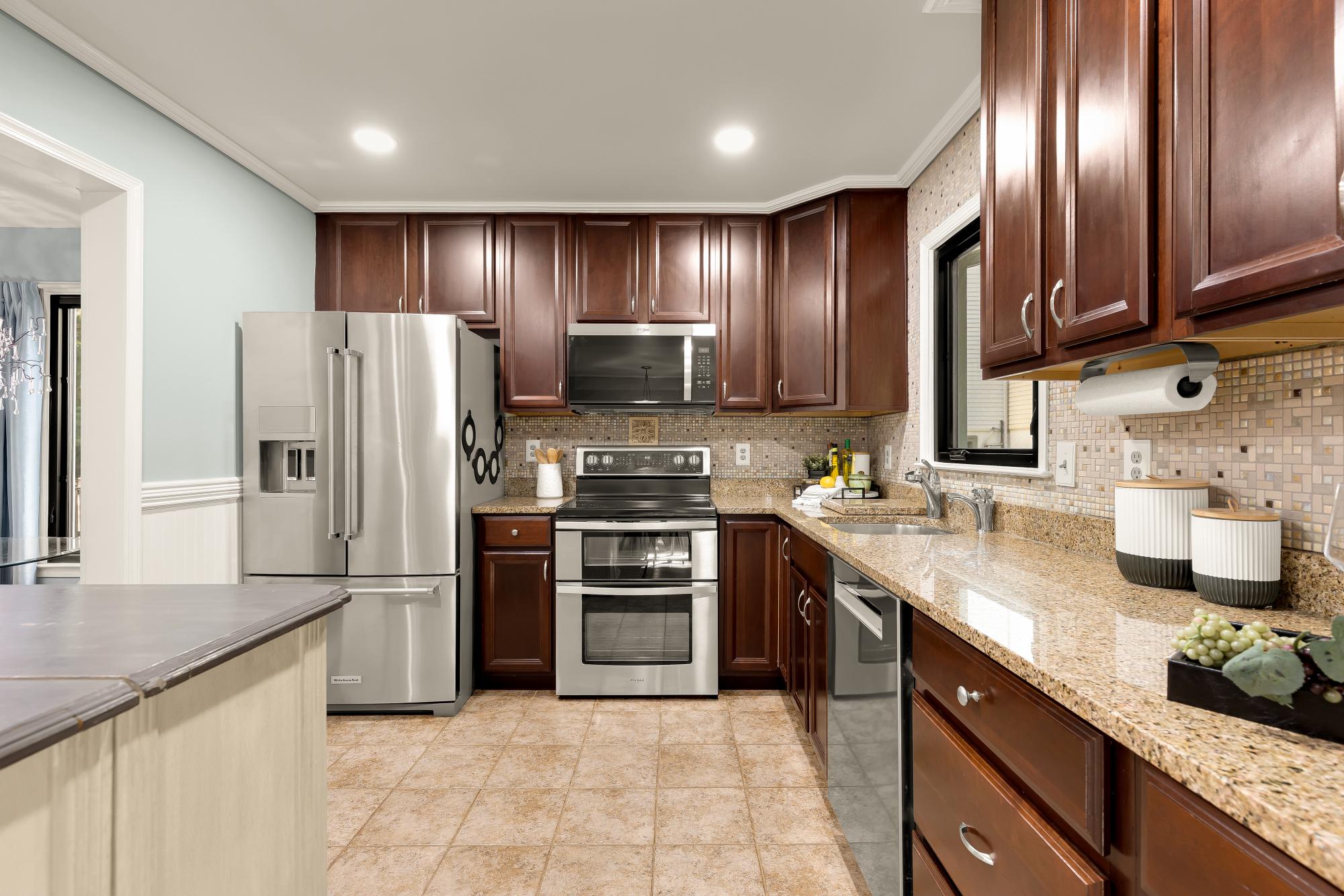  9913 Kingsbridge Drive, Fairfax, VA, 22031 - 物件實景