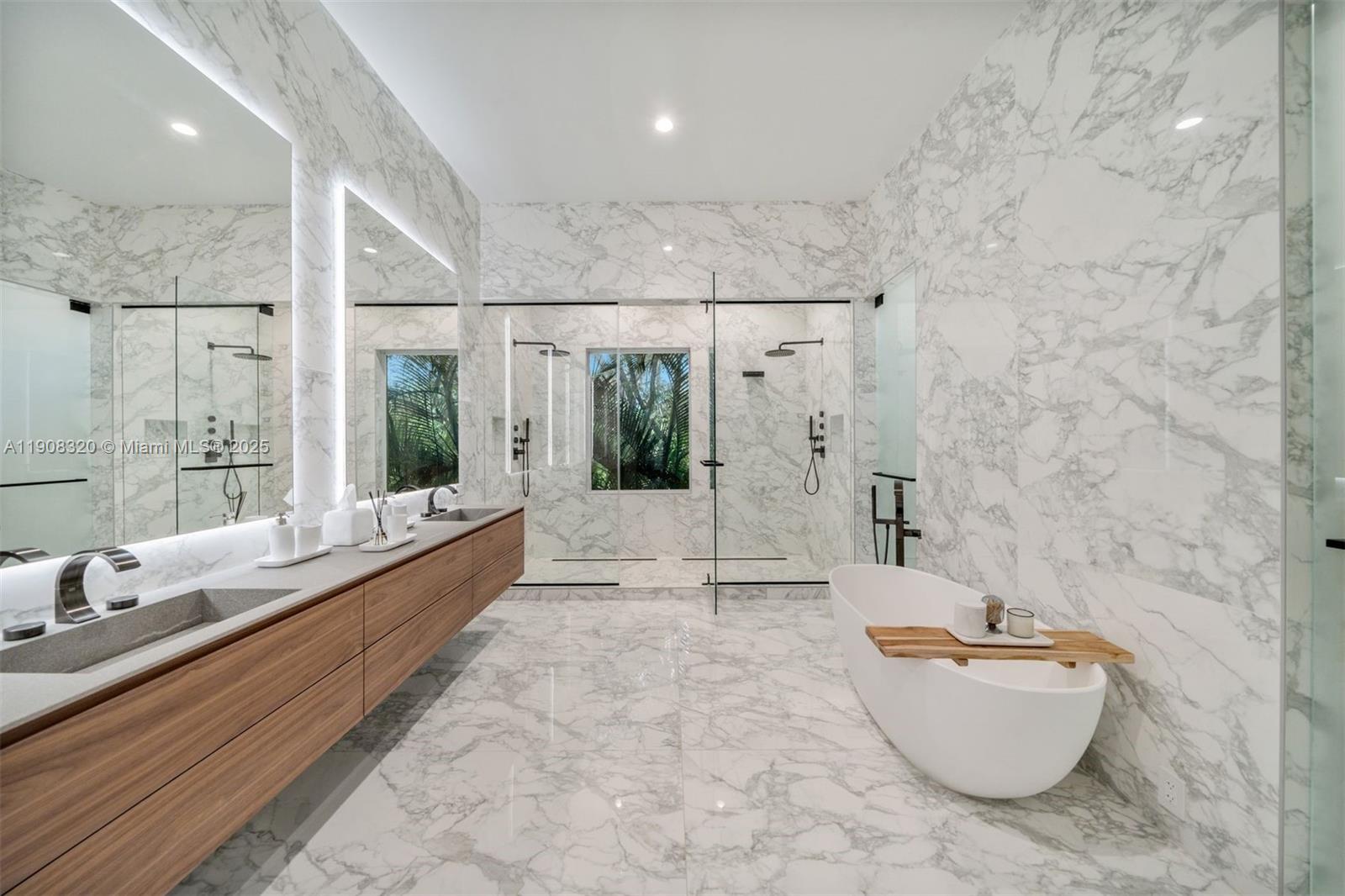 Pinecrest, Florida, 33156, United States, 6 Bedrooms Bedrooms, ,8 BathroomsBathrooms,Residential,For Sale,1990969