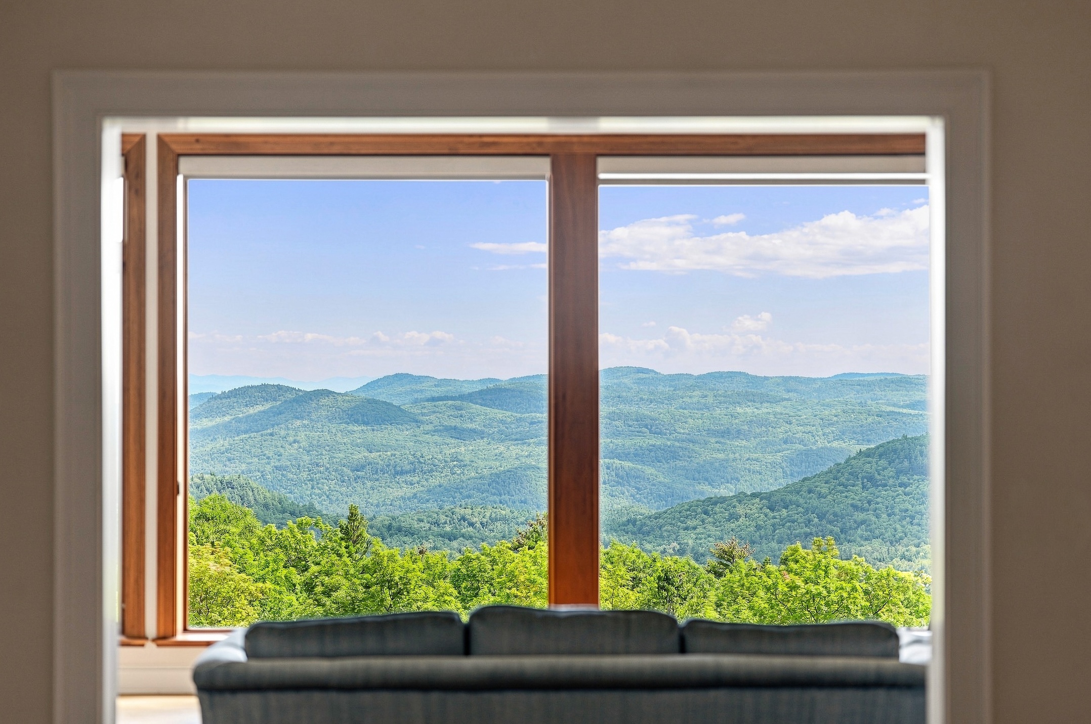  328 Hurricane Mountain Lane, Elizabethtown, NY, 12932 - 物件實景