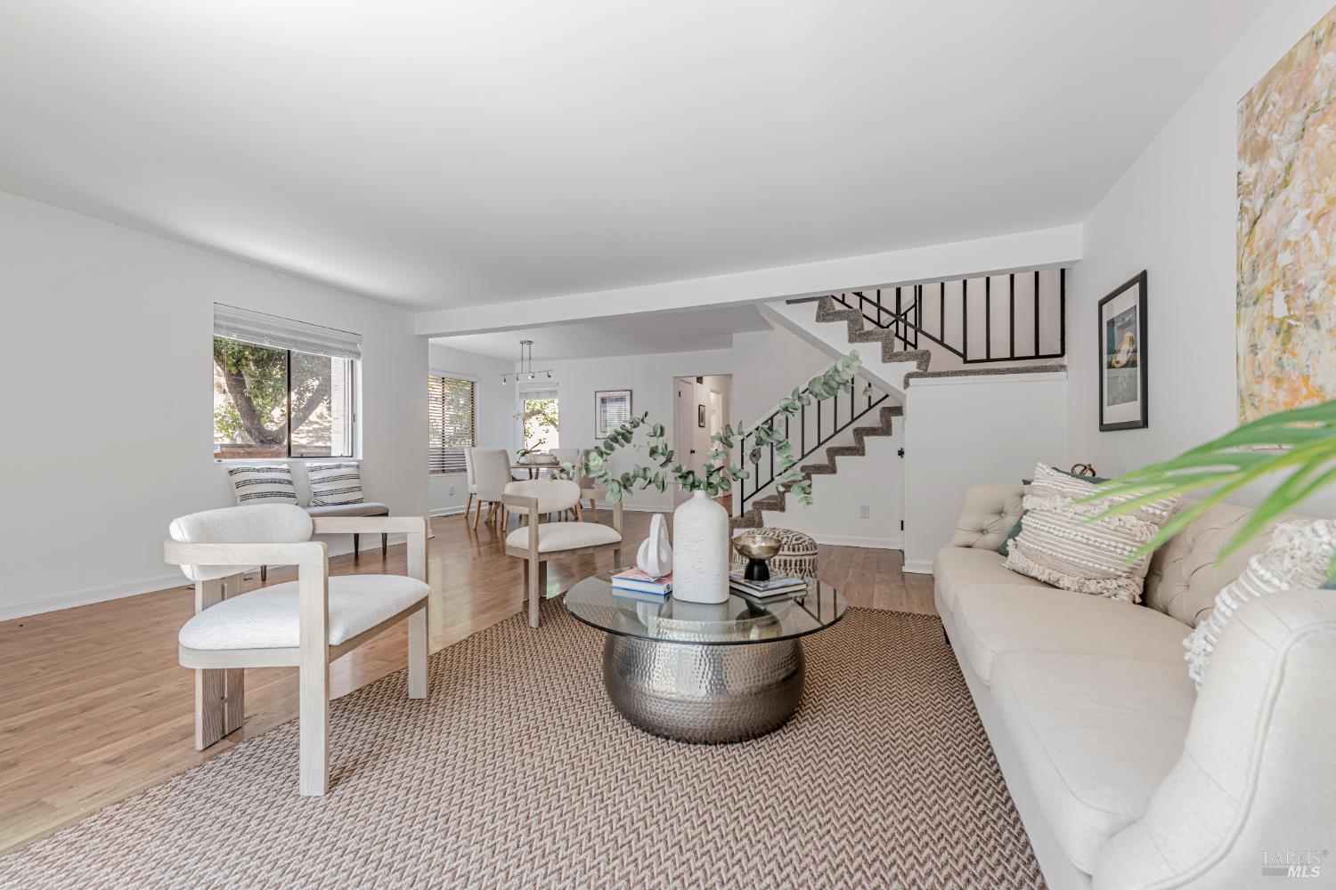Novato, California, 94945, United States, 3 Bedrooms Bedrooms, ,3 BathroomsBathrooms,Residential,For Sale,1867220