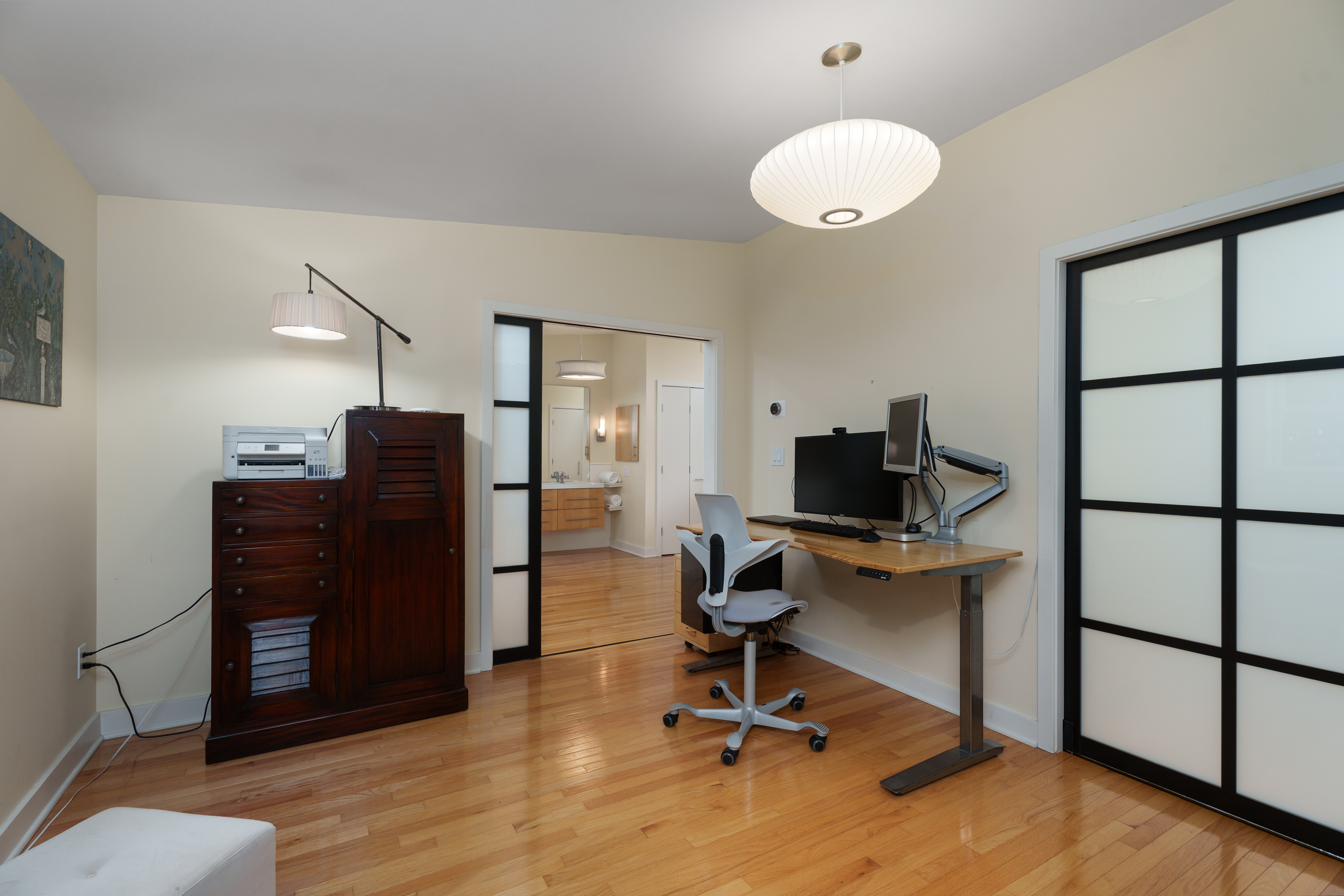  Flexible Living in a Modernized Littlebrook Home - 物件實景
