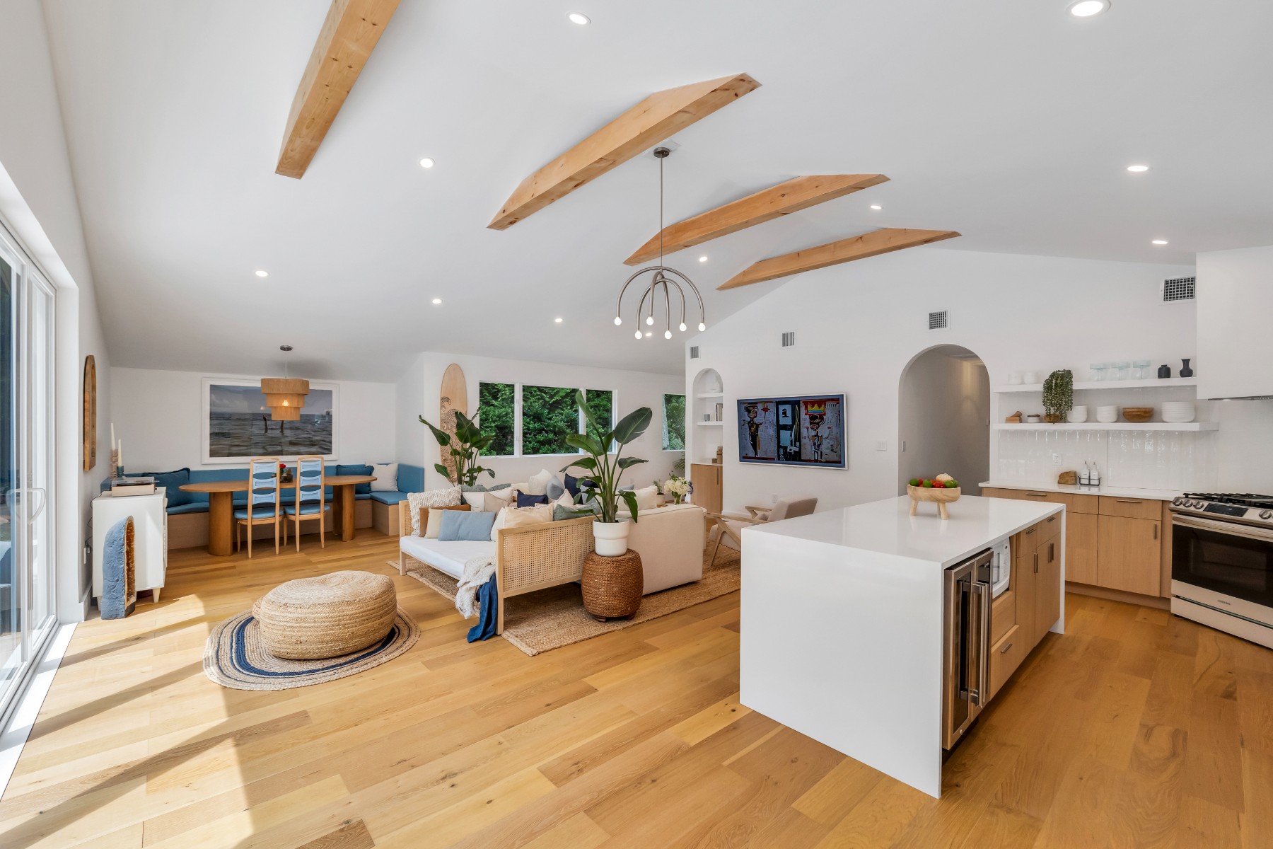  Modern Brand New 2025 Renovation - Stylish Southampton Retreat - 物件實景