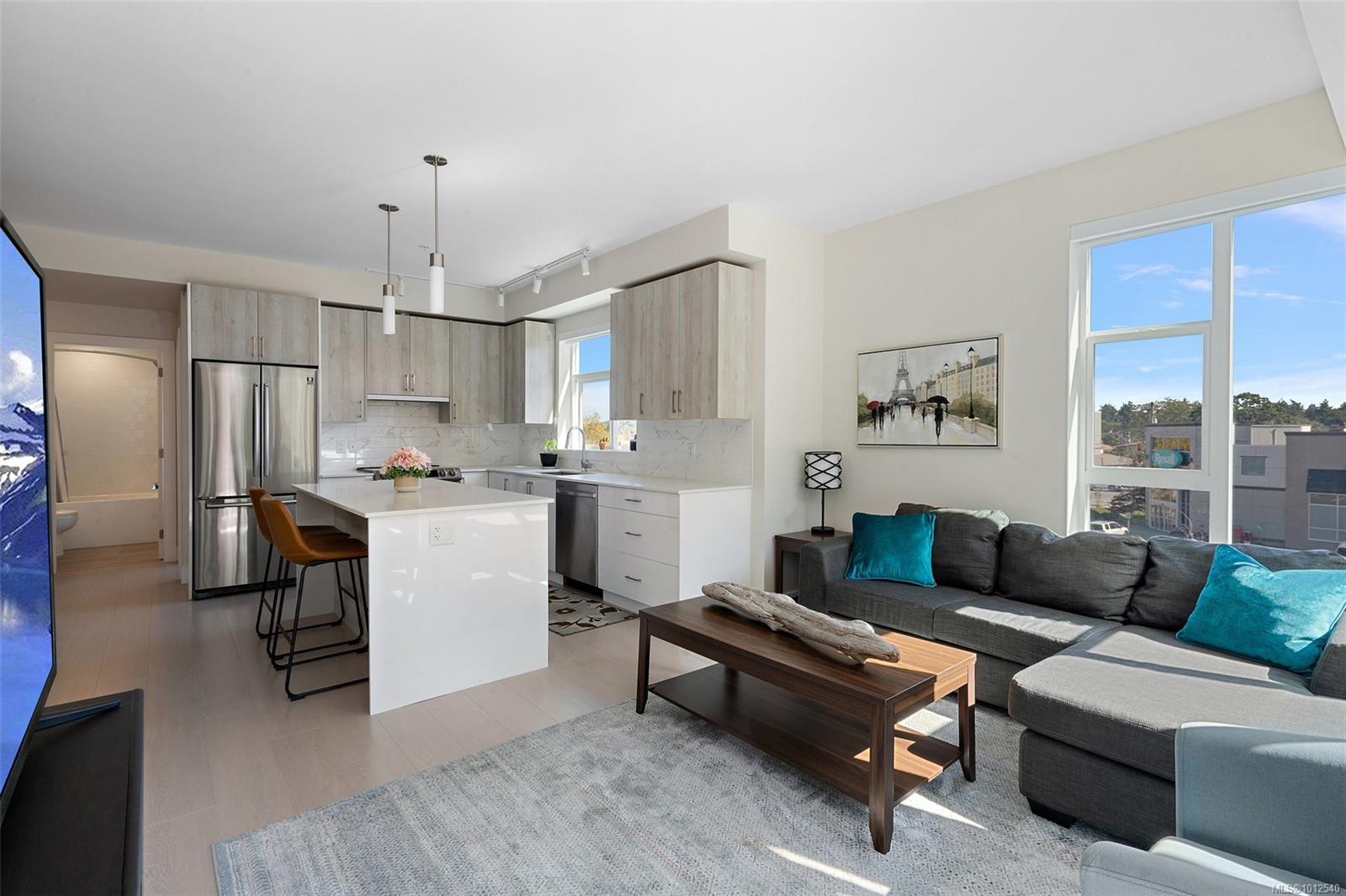 VIEW ROYAL, British Columbia, V9A 2P8, CA, 2 Bedrooms Bedrooms, ,Residential,For Sale,1948032