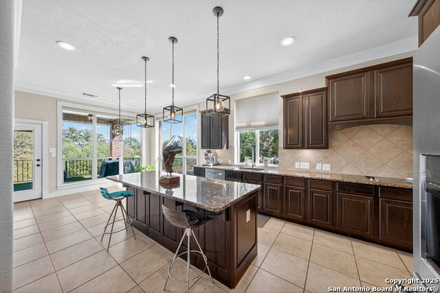 San Antonio, Texas, 78256, United States, 4 Bedrooms Bedrooms, ,4 BathroomsBathrooms,Residential,For Sale,1996381