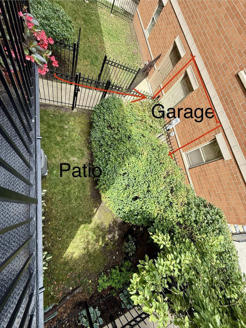 Chicago, Illinois, 60610, United States, 3 Bedrooms Bedrooms, ,3 BathroomsBathrooms,Residential,For Sale,1928687