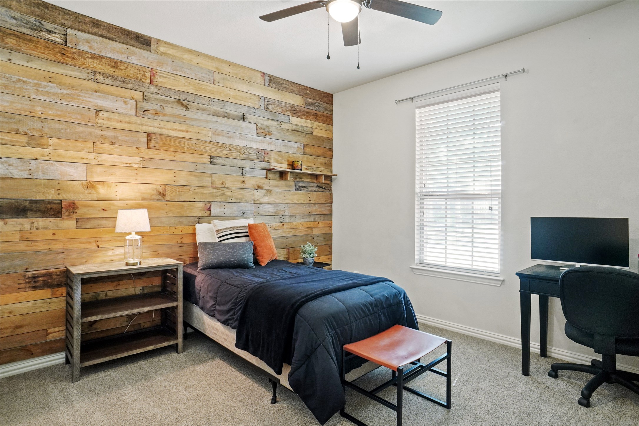 North Richland Hills, Texas, 76182, United States, 4 Bedrooms Bedrooms, ,3 BathroomsBathrooms,Residential,For Sale,1970443