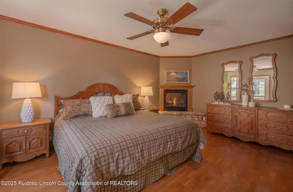 Ruidoso, New Mexico, 88345, United States, 4 Bedrooms Bedrooms, ,3 BathroomsBathrooms,Residential,For Sale,1909726