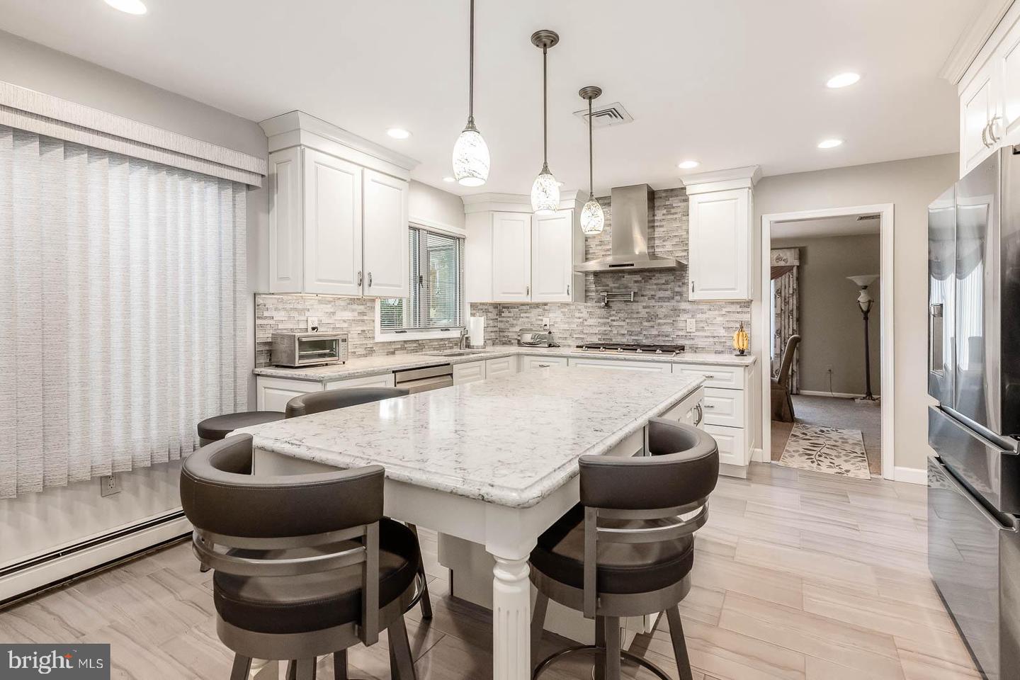 Chalfont, Pennsylvania, 18914, United States, 4 Bedrooms Bedrooms, ,4 BathroomsBathrooms,Residential,For Sale,1991074