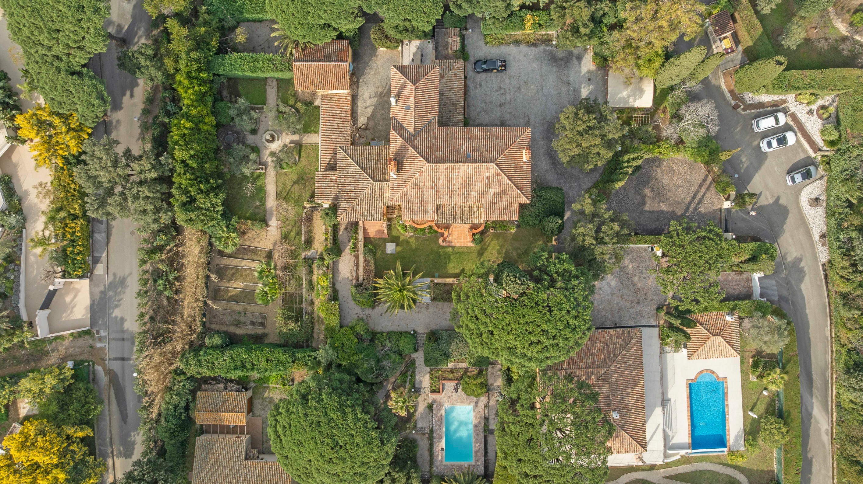  Exclusive Côte d’Azur villa for sale in Sainte-Maxime, prime location near sea … - 物件實景