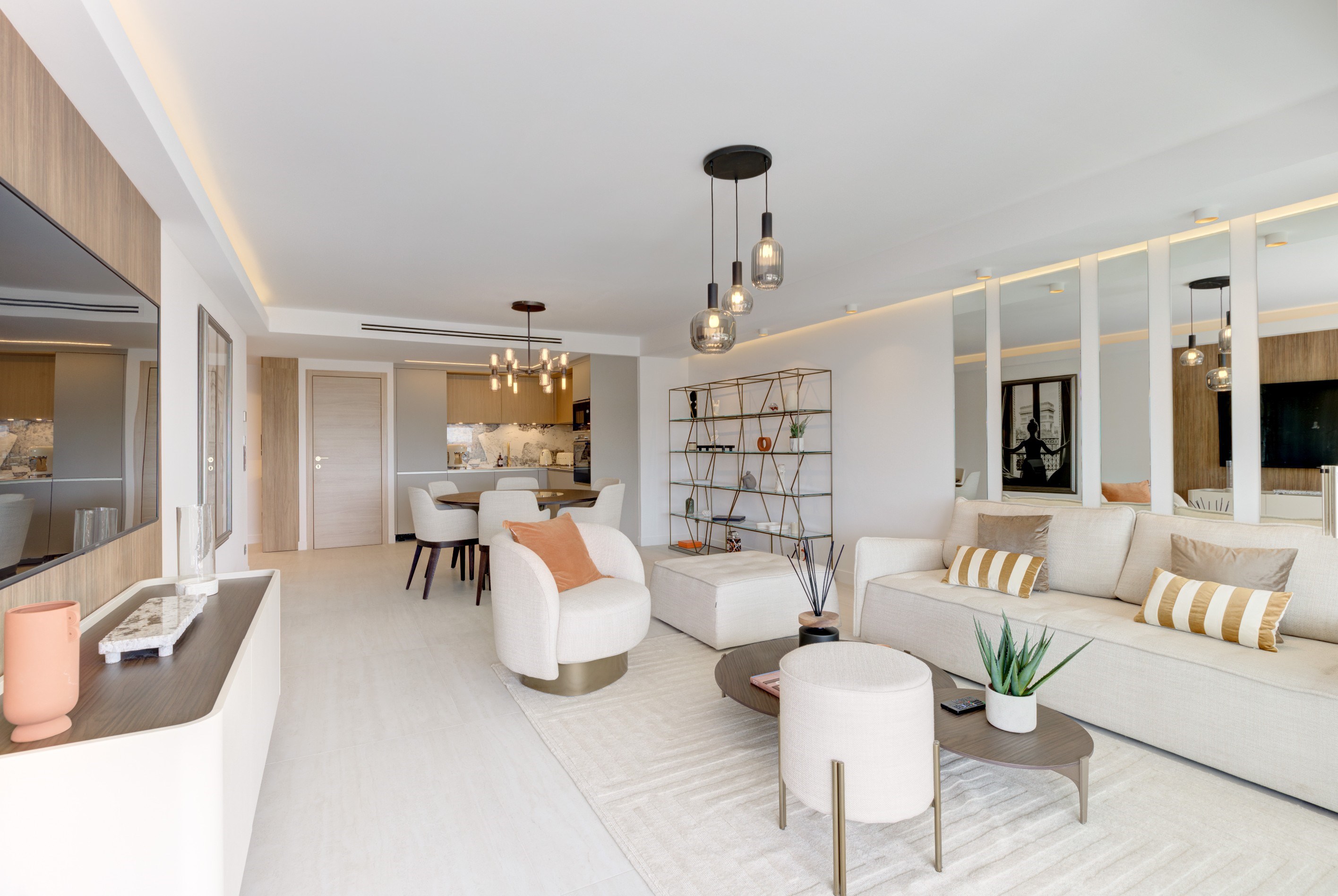  Renovated 3-bedroom apartment with sea view and terrace – Palm Beach, Cannes - 物件實景