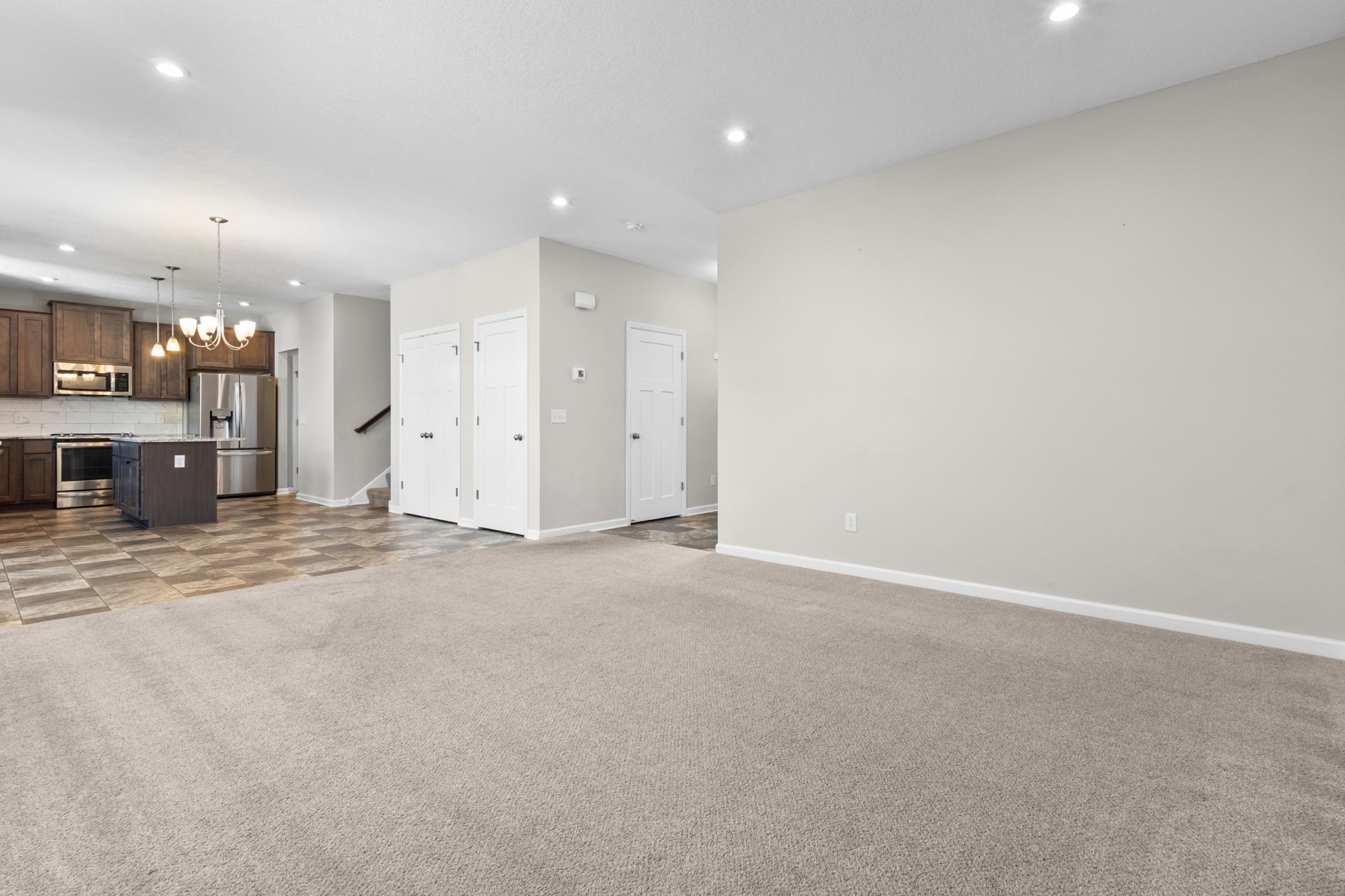 Farmington, Minnesota, 55024, United States, 4 Bedrooms Bedrooms, ,2 BathroomsBathrooms,Residential,For Sale,1991916