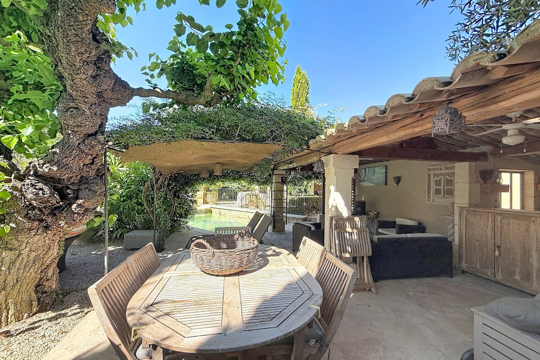  In the heart of Uzès – Elegant Provençal bastide with landscaped garden, pool - 物件實景