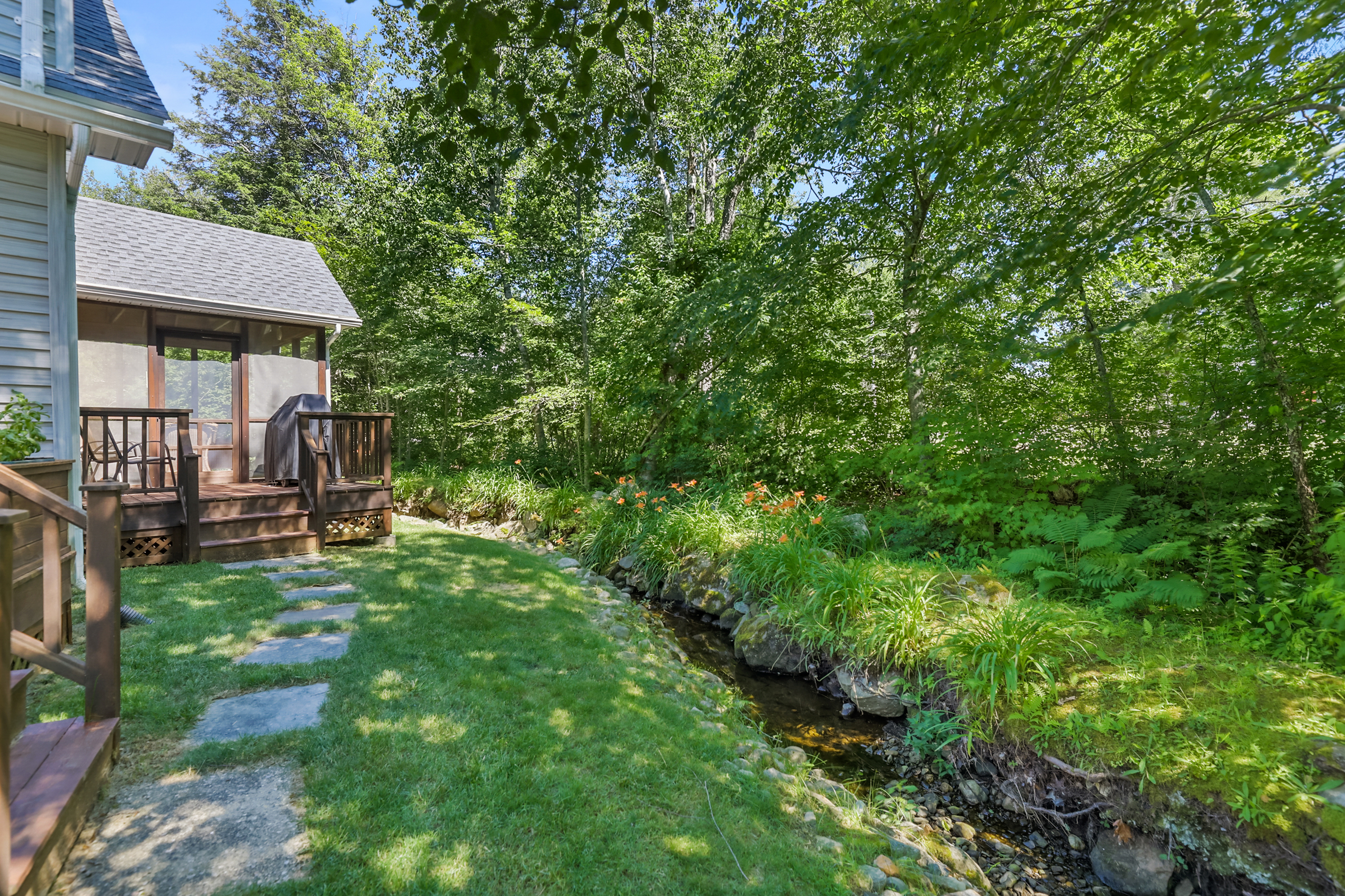  TRANQUIL LAKESIDE LIVING STEPS TO OTIS RESERVOIR - 物件實景