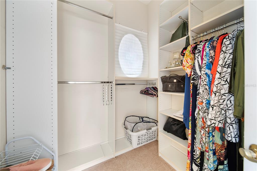 Orlando, Florida, 32836, United States, 5 Bedrooms Bedrooms, ,4 BathroomsBathrooms,Residential,For Sale,1989643