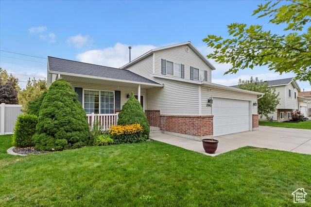 Lehi, Utah, 84043, United States, 5 Bedrooms Bedrooms, ,3 BathroomsBathrooms,Residential,For Sale,1930860