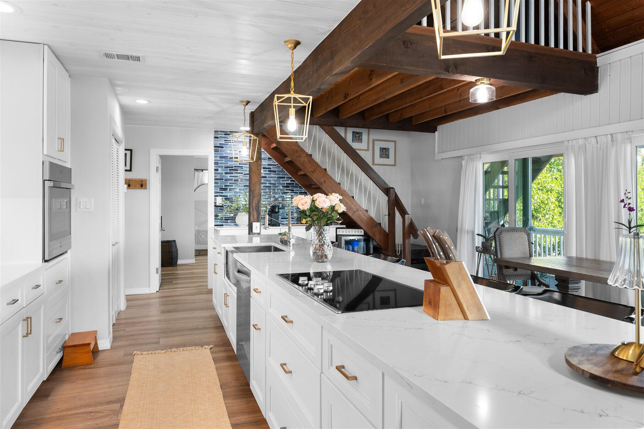 MARATHON, Florida, 33050, United States, 2 Bedrooms Bedrooms, ,2 BathroomsBathrooms,Residential,For Sale,2000916