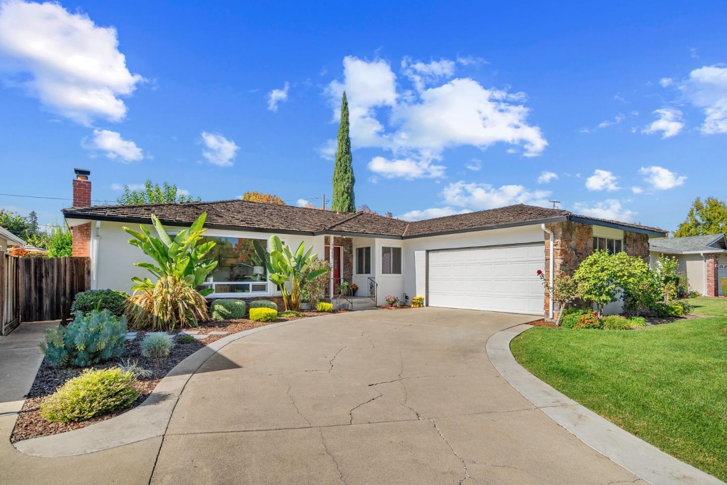 San Jose, California, 95118, United States, 4 Bedrooms Bedrooms, ,2 BathroomsBathrooms,Residential,For Sale,1986269