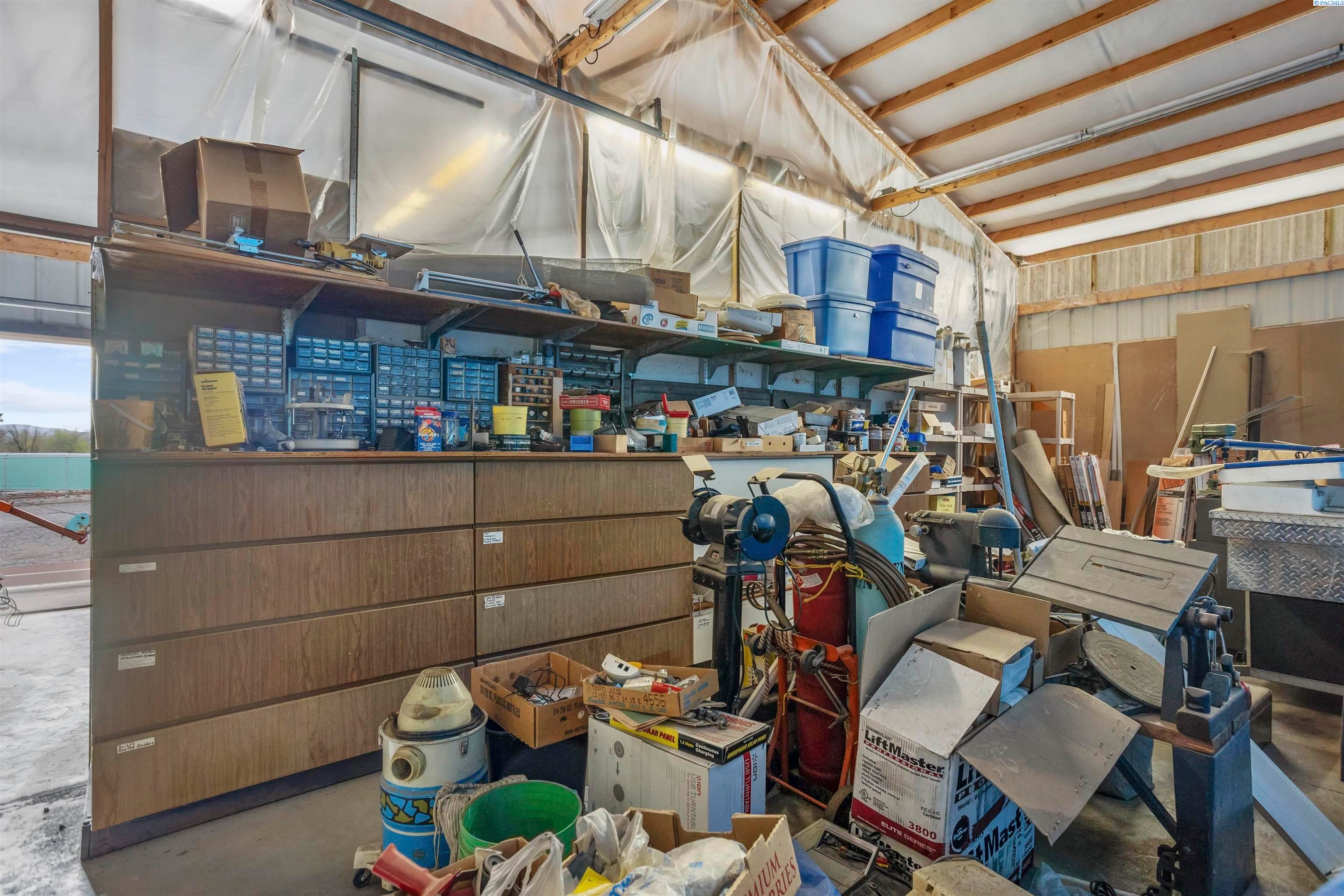 Granger, Washington, 98932, United States, 4 Bedrooms Bedrooms, ,1 BathroomBathrooms,Residential,For Sale,1975233