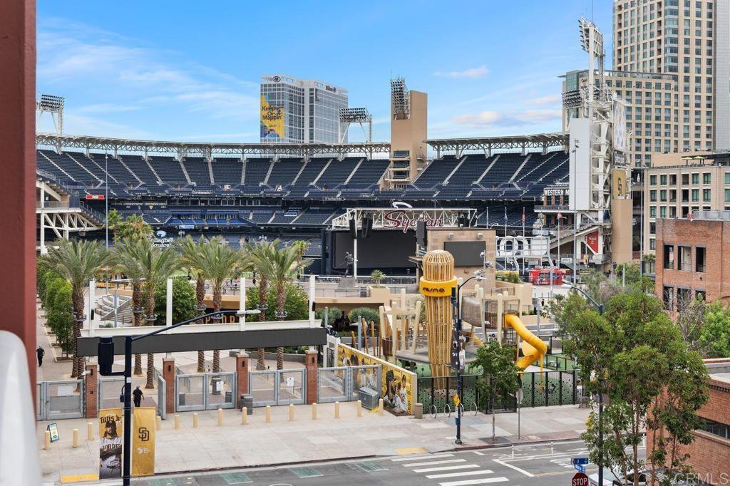 San Diego, California, 92101, United States, 1 Bedroom Bedrooms, ,1 BathroomBathrooms,Residential,For Sale,1898272