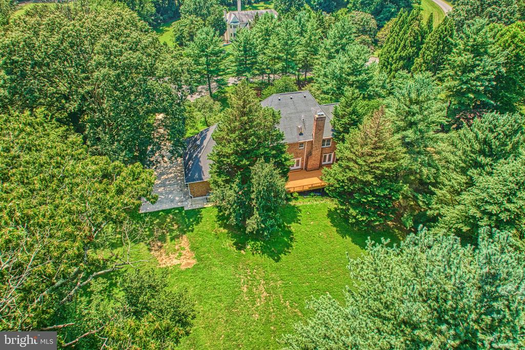 Great Falls, Virginia, 22066, United States, 5 Bedrooms Bedrooms, ,5 BathroomsBathrooms,Residential,For Sale,1900616